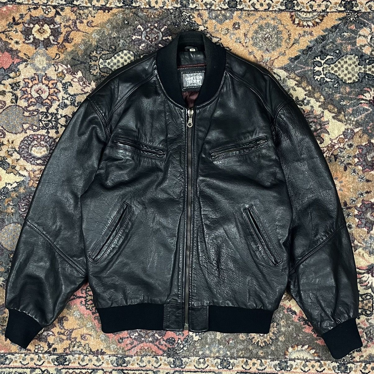 Image of Genuine Leather x Leather Jacket Vintage Real Leather Bomber Jacket Avant-Garde Streetwear in Black