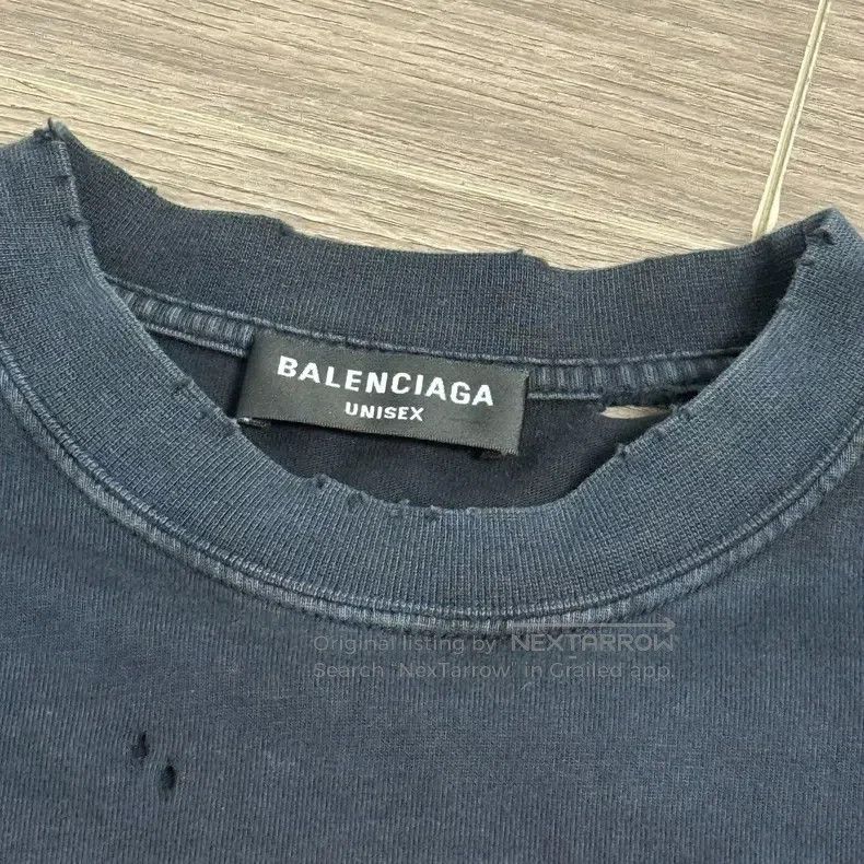 Balenciaga Balenciaga BB Letter Logo Printed Cracked Frayed Distresse Size US XS / EU 42 / 0 - 2 Thumbnail