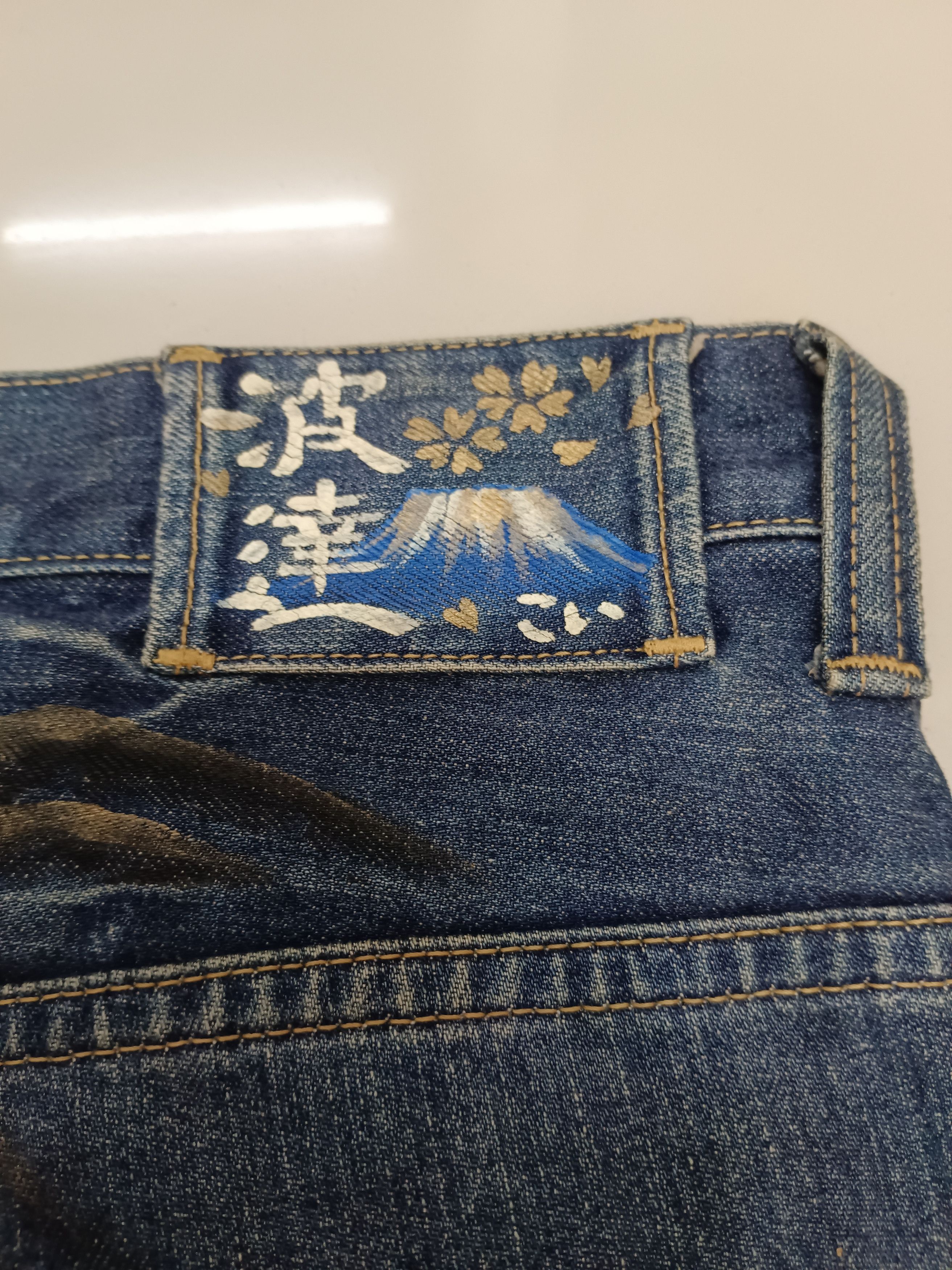 Japanese Brand Japanese Naminori Tatsujin Distressed Paint Koi Fish Jeans Size US 36 / EU 52 - 9 Thumbnail