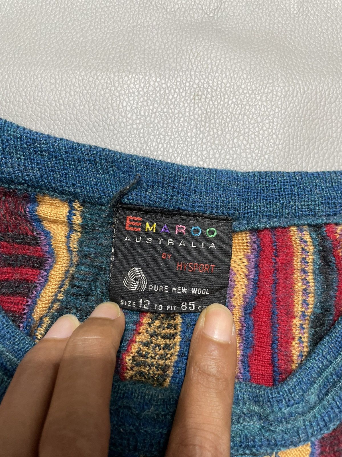 Coogi Coogi Style 3D Knitt Australia Emaroo Sweater distress Size US XS / EU 42 / 0 - 4 Thumbnail
