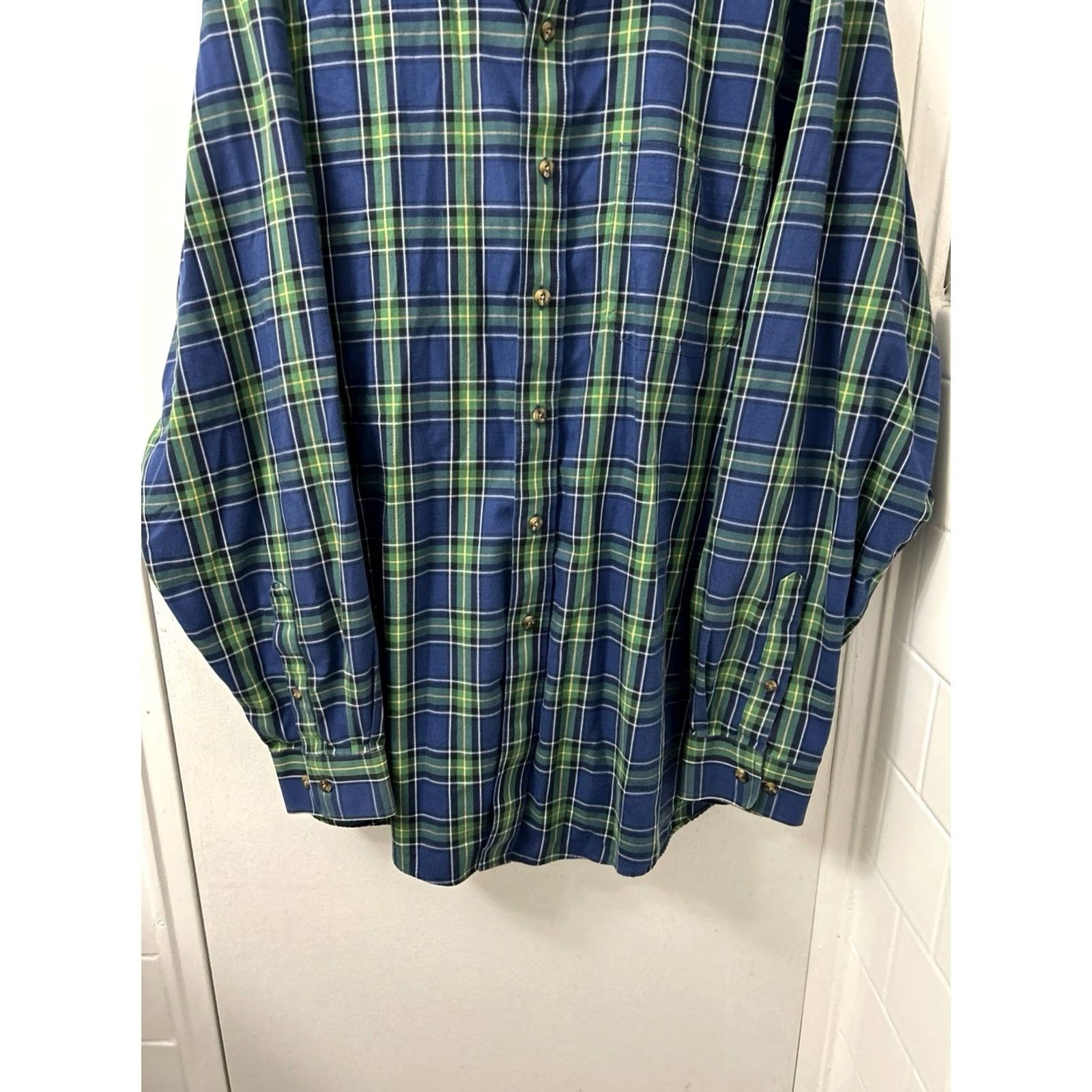 Vintage LL Bean Merino Wool Shirt Mens L Blue Plaid Button-Up Classic Fit Fall Spring Wool Blend Wrinkle Resistant Vintage No Size US L / EU 52-54 / 3 - 3 Thumbnail