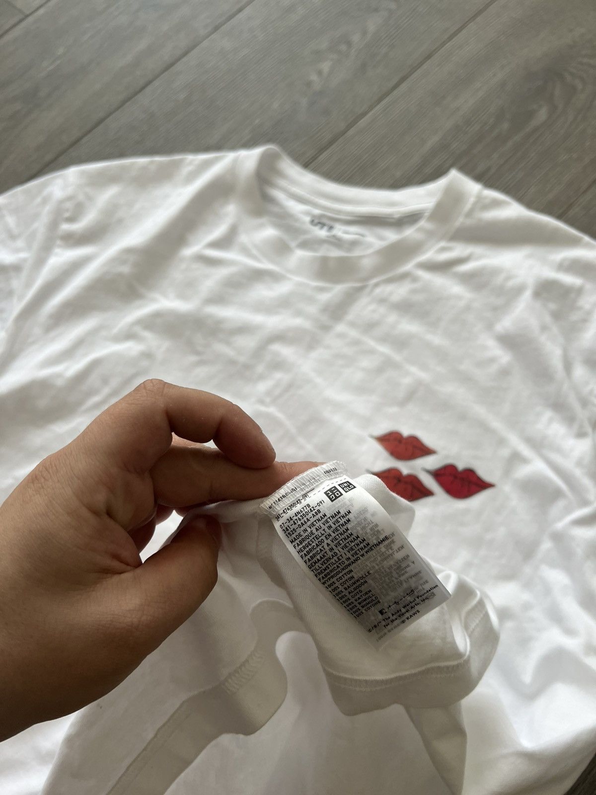 Andy Warhol × Kaws × Uniqlo Uniqlo X KAWS X Andy Warhol T-Shirt TEE Size US XXL / EU 58 / 5 - 9 Thumbnail
