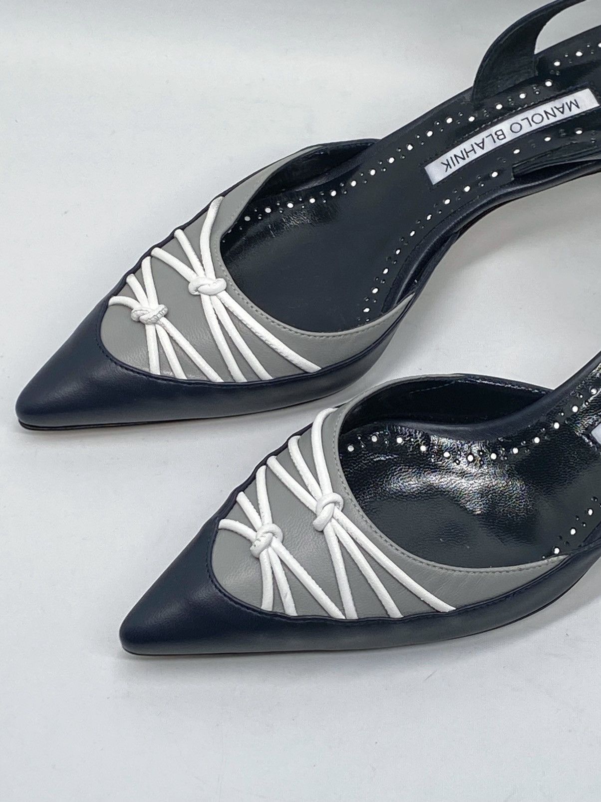 Manolo Blahnik Manolo Blahnik 50MM Leather Slingback Pumps size 37.5 Size US 7.5 / IT 37.5 - 6 Thumbnail