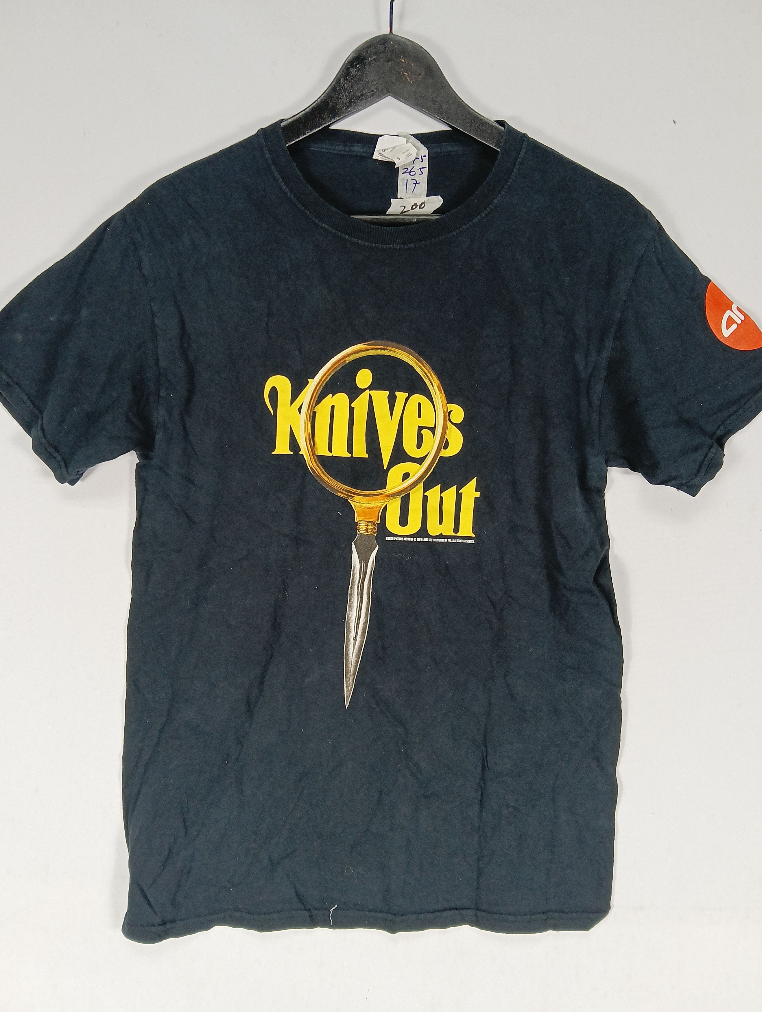 Other vintage movie knive out tee big logo Size US S / EU 44-46 / 1 - 1 Thumbnail