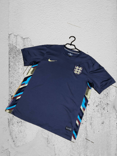 Nike × Vintage Vintage Nike England Football Shirt Soccer Jersey Medium Size US M / EU 48-50 / 2 - 1 Thumbnail