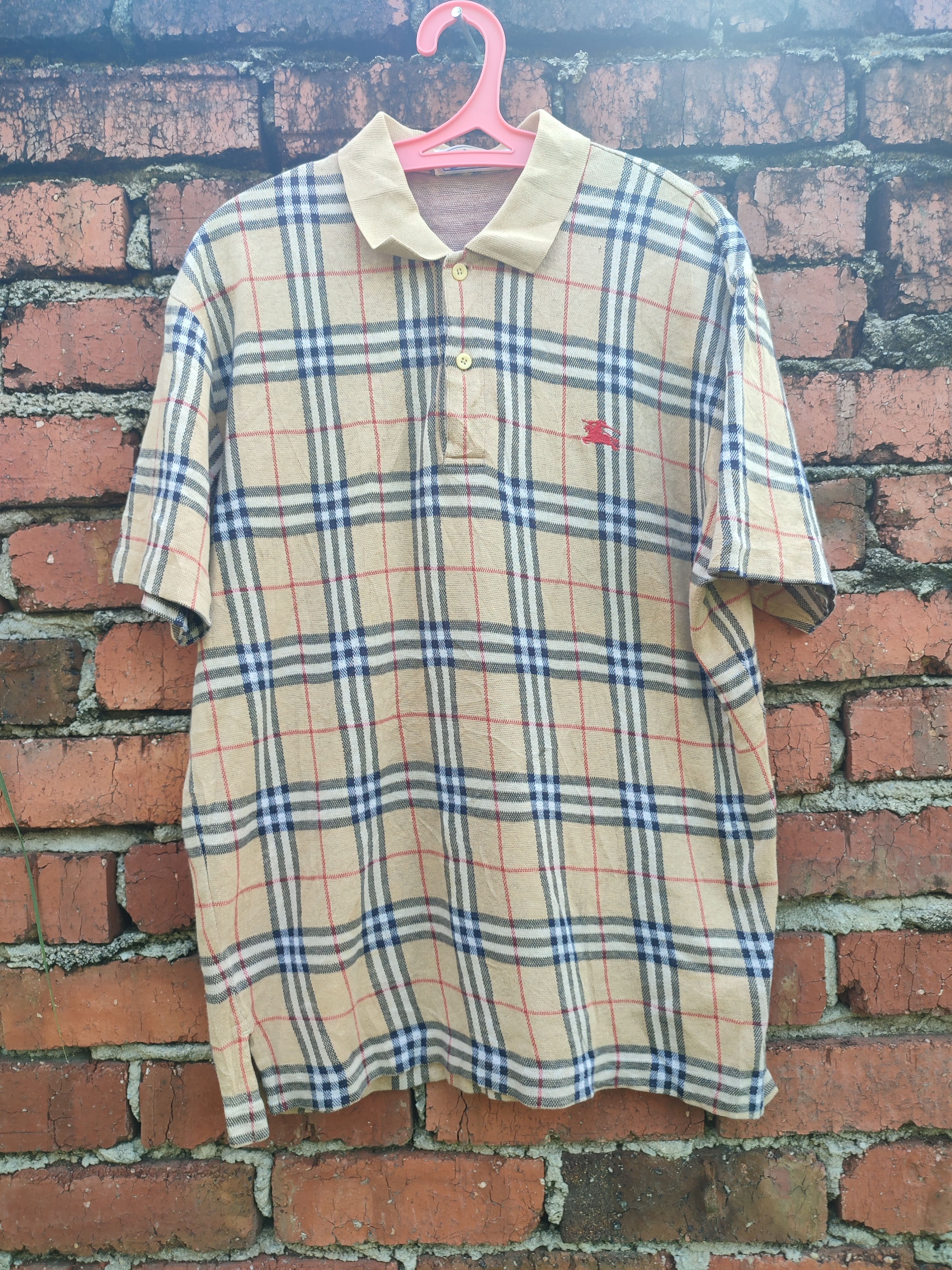 Burberry VINTAGE BURBERRYS NOVACHECK TSHIRT Size US M / EU 48-50 / 2 - 1 Thumbnail