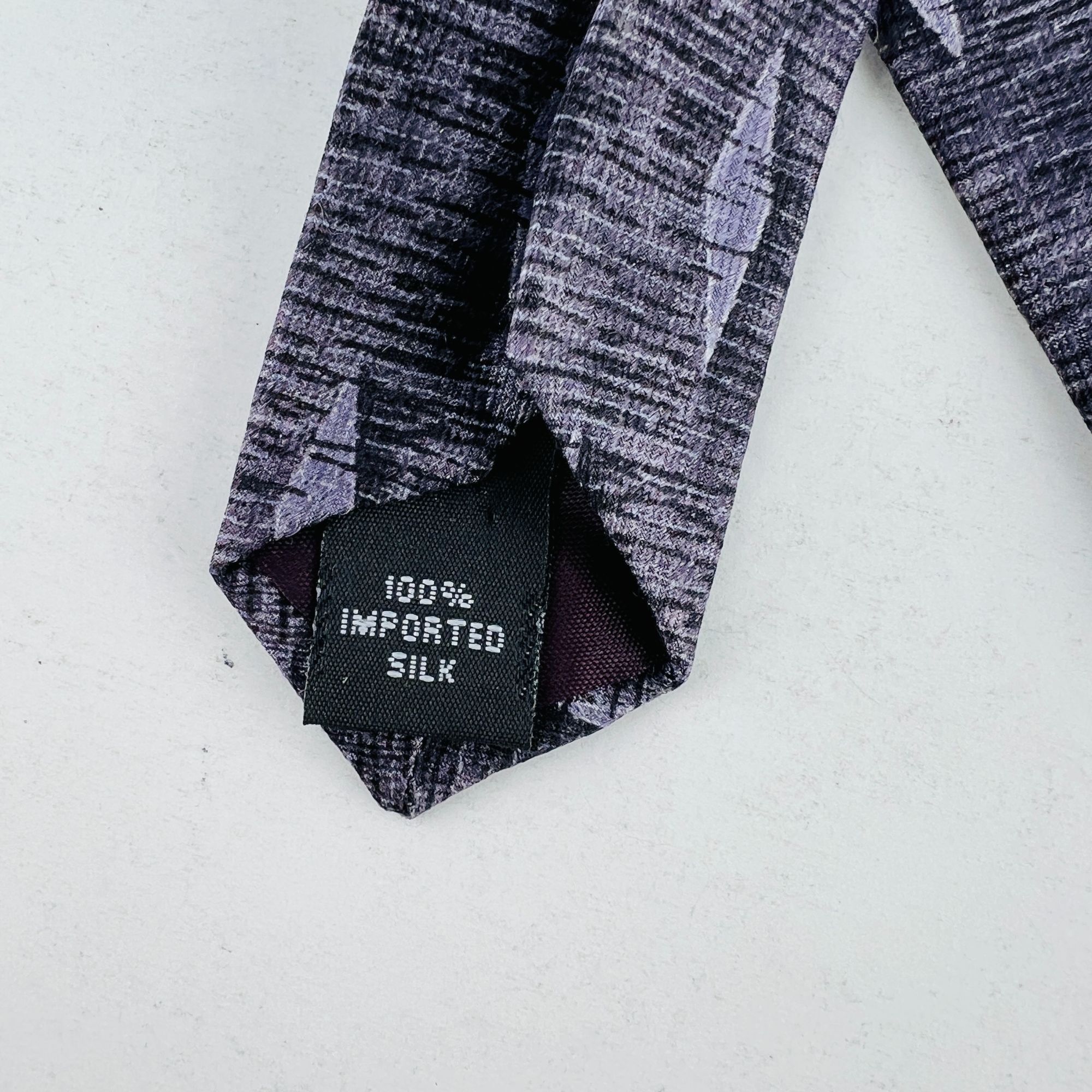 Arrow ARROW Necktie Tie Diamond Design 100% Imported Silk Size ONE SIZE - 5 Thumbnail
