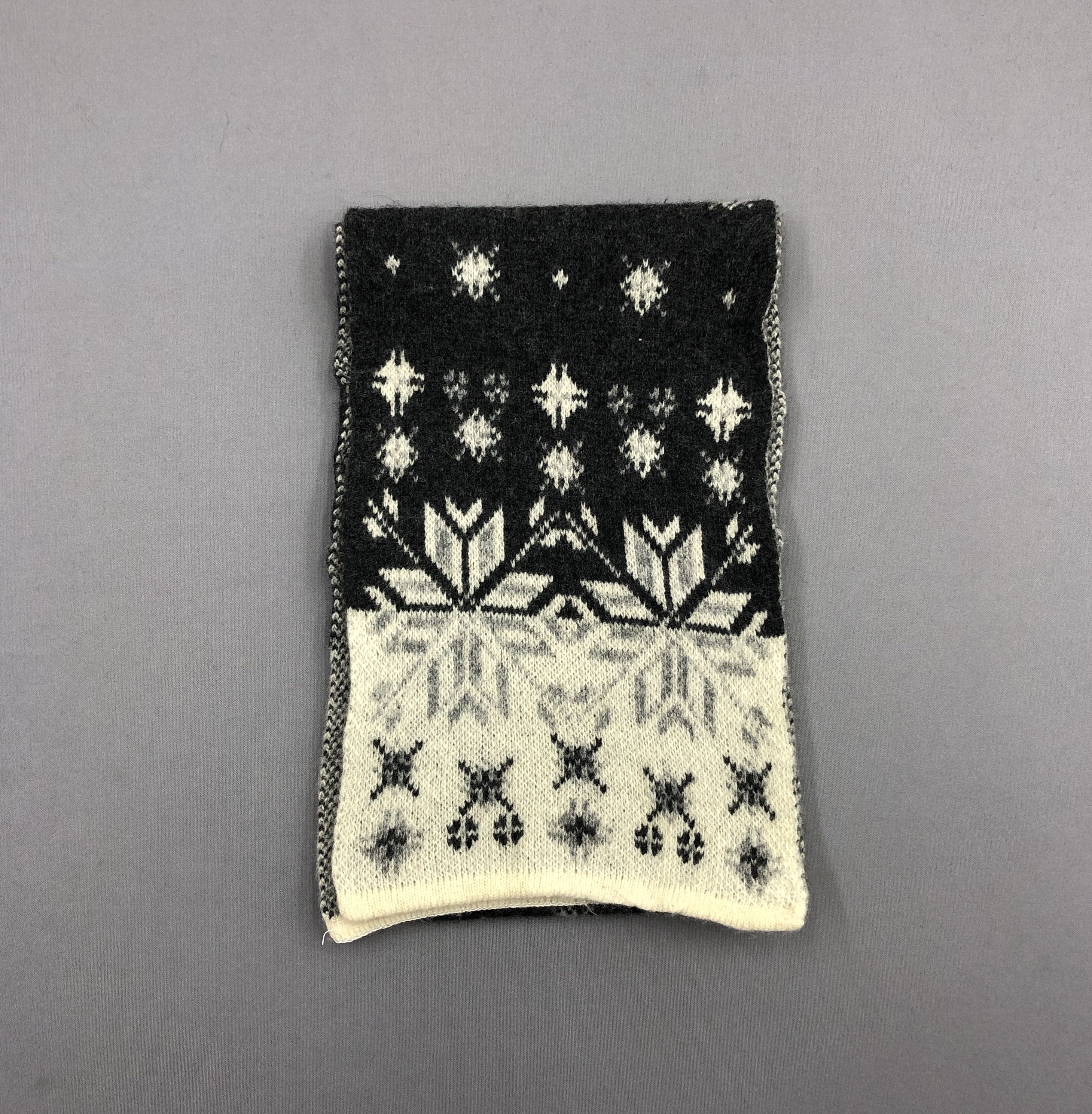 Vintage Vintage Ined by Yohji Yamamoto Scarf Muffler Wool Scarves Size ONE SIZE - 3 Thumbnail