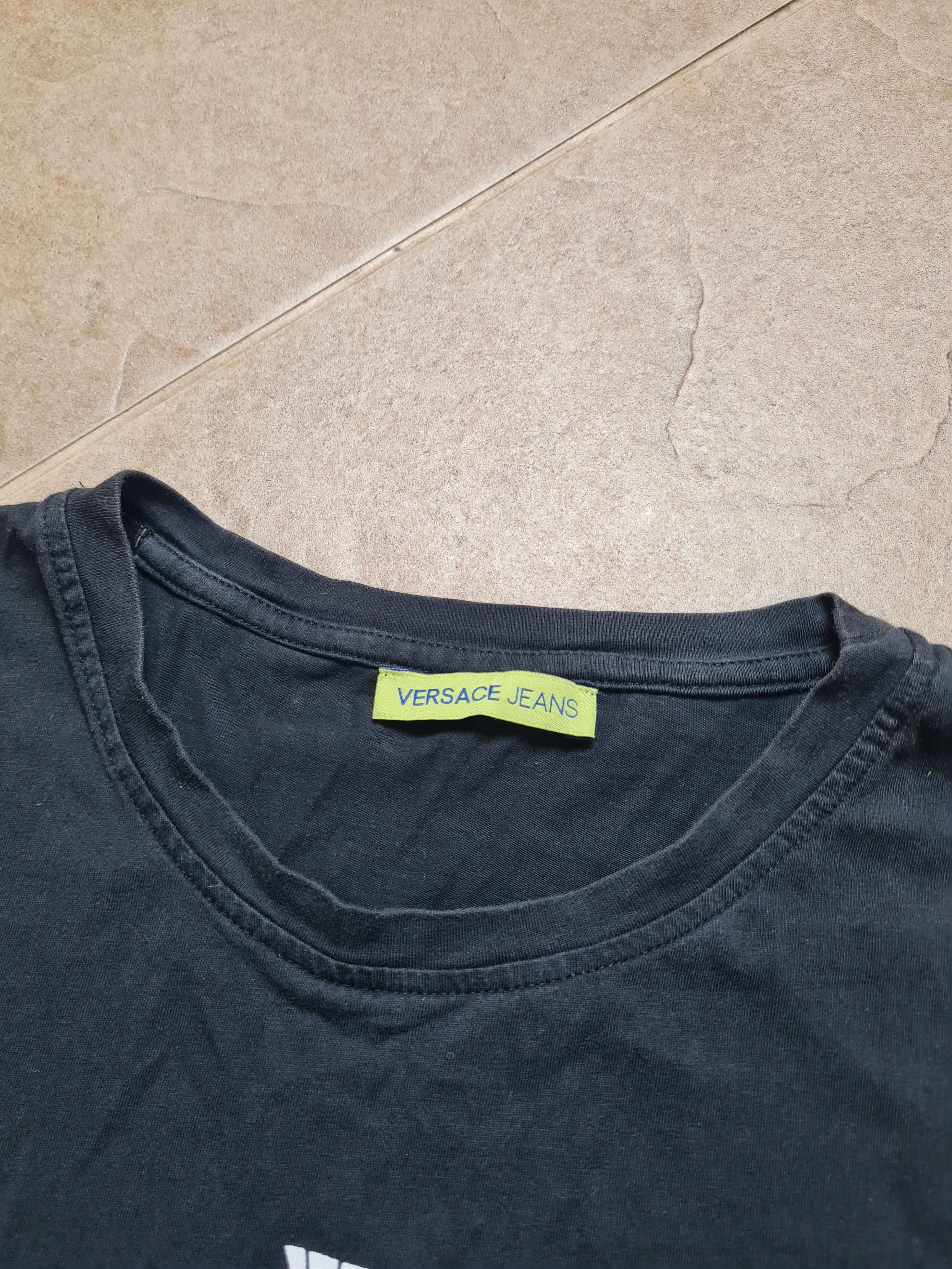 Versace Womens T-shirts Versace Jeans black Big Logo Shirt Size M Size M / US 6-8 / IT 42-44 - 9 Thumbnail
