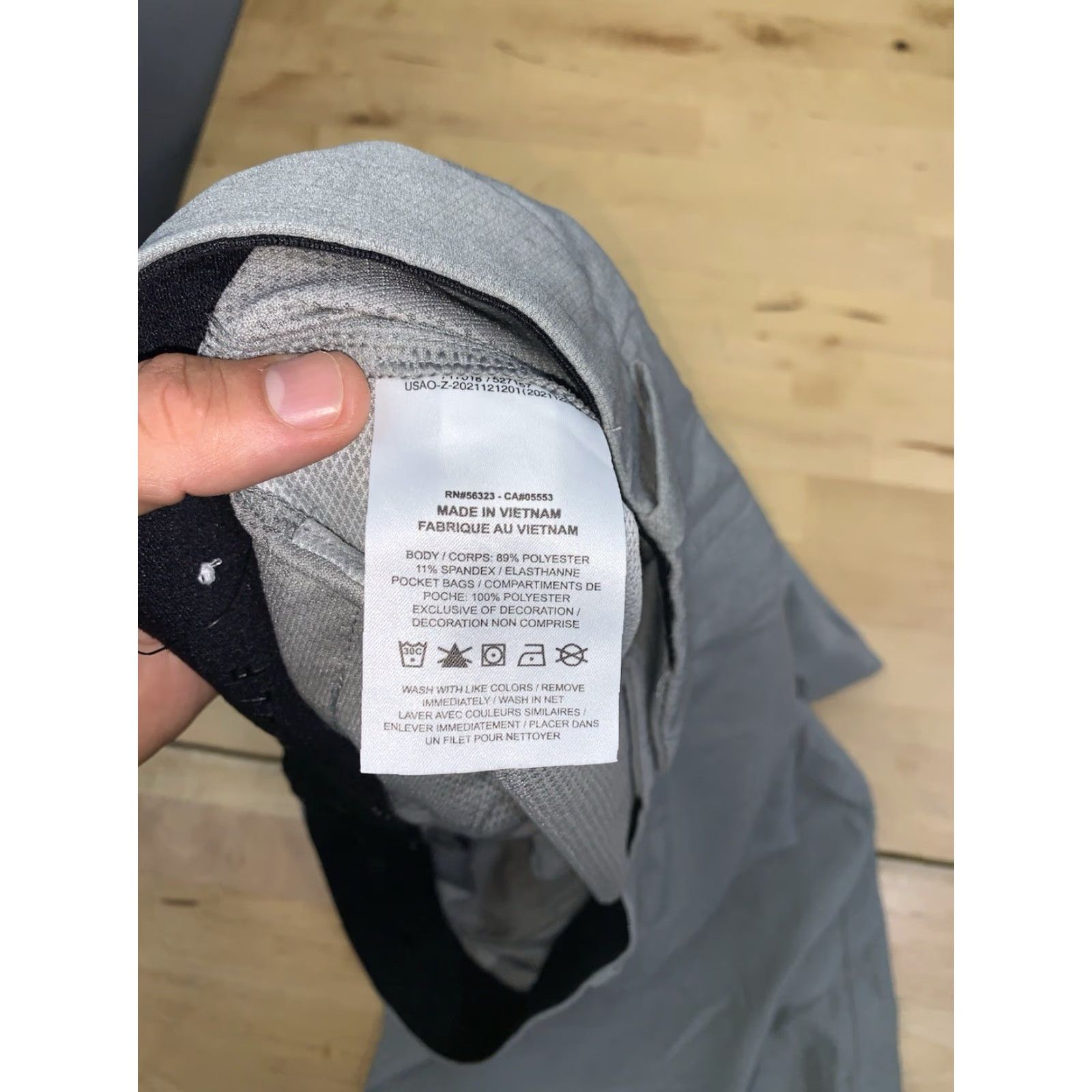 Nike Nike Golf Chino Shorts Mens 34 Gray Casual Stretch Performance Size US 34 / EU 50 - 3 Thumbnail