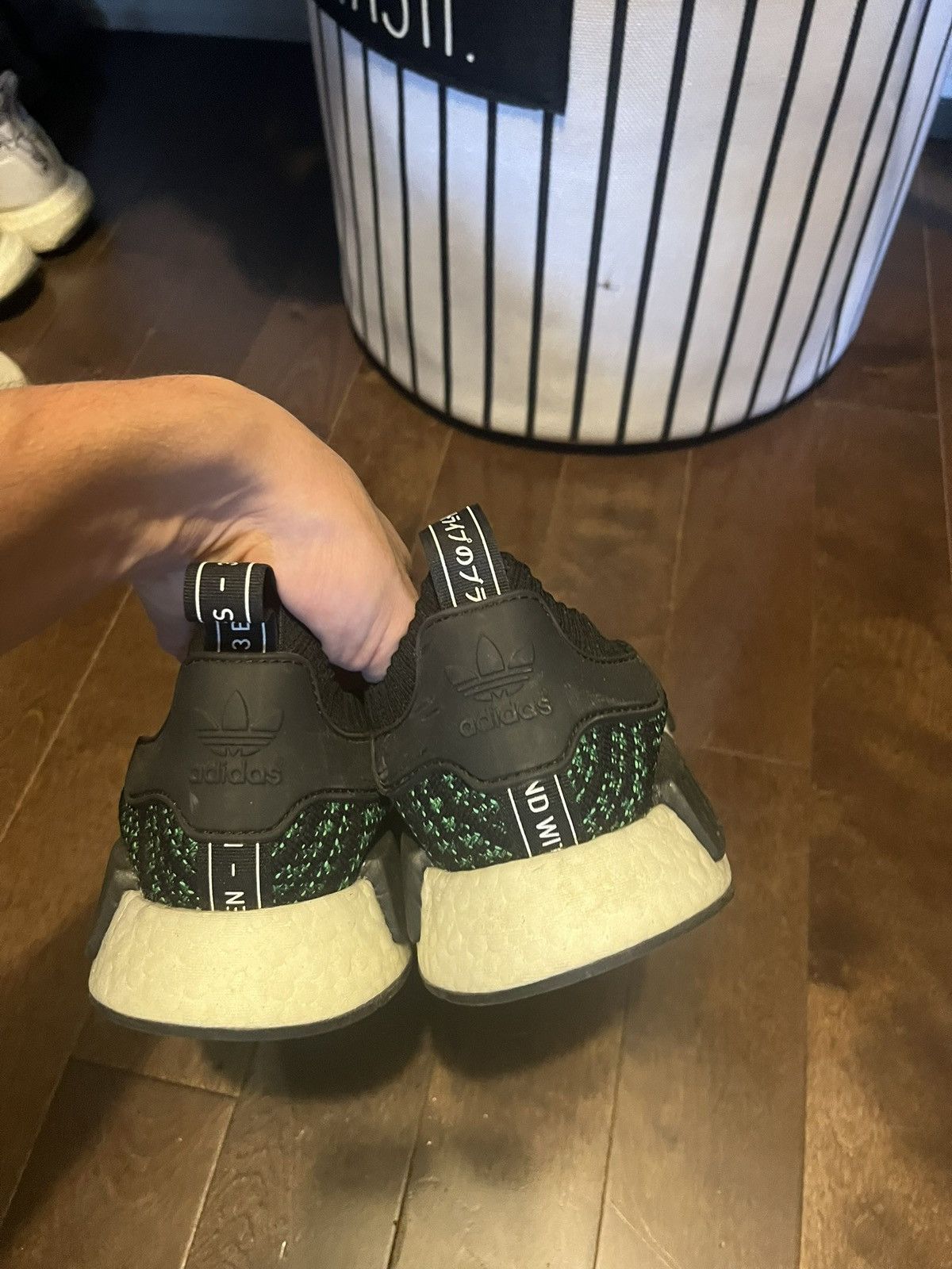 Adidas Adidas NMD R1 Green Size US 10 / EU 43 - 2 Thumbnail