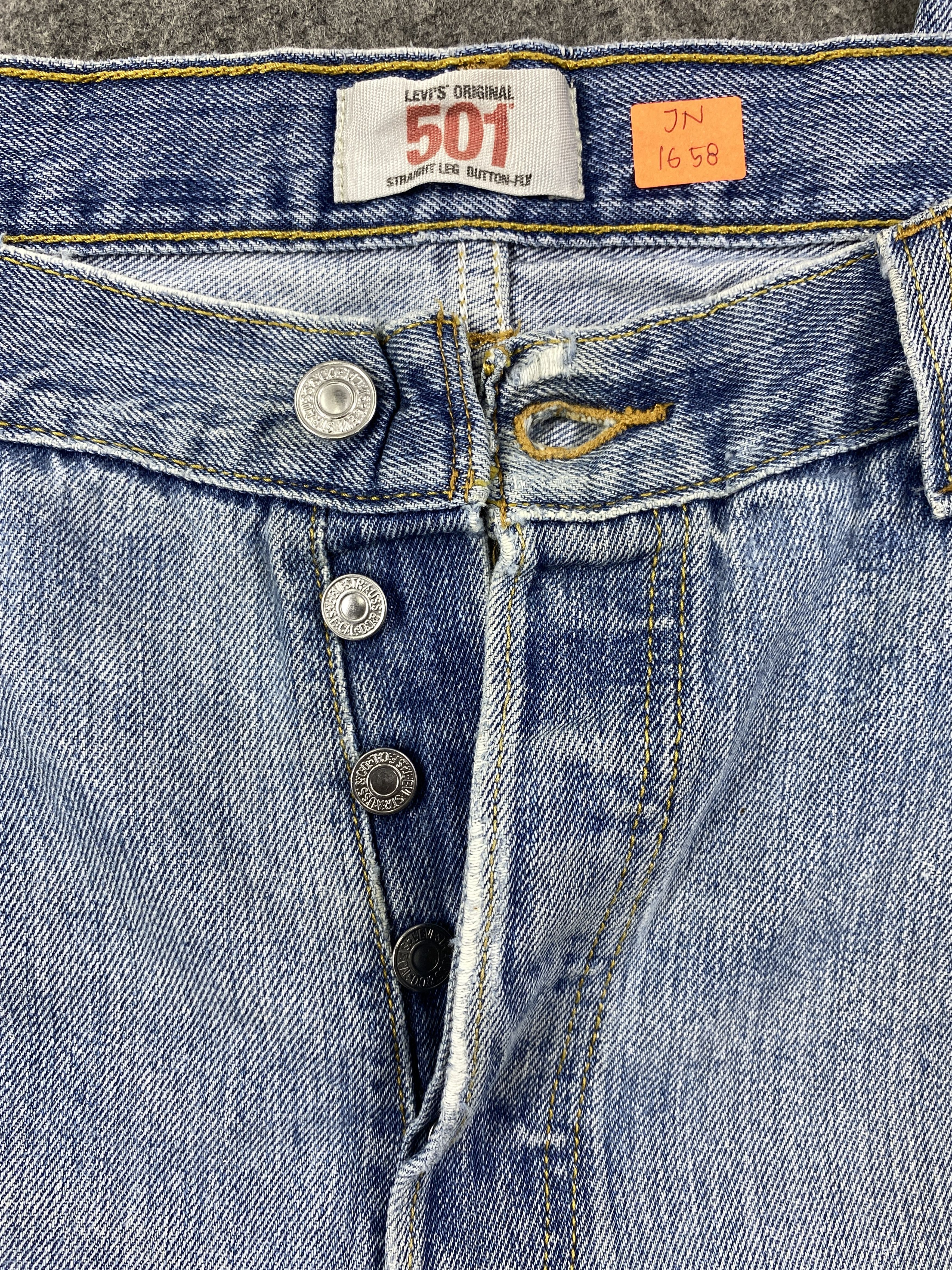 Levi's Mid Blue Vintage Levi's 501 Jeans 35x31.5 Denim -JN1658 Size US 35 - 6 Thumbnail