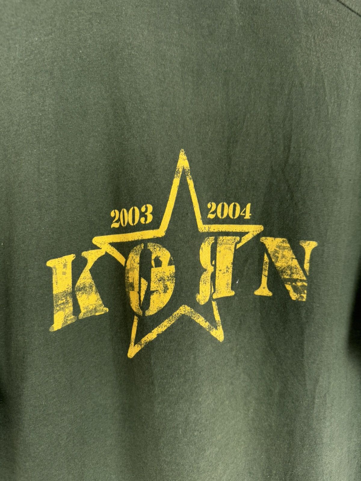 Band Tees × Vintage 2003-2004 Sun Faded Korn Take a Lock in the Mirror T-Shirt Size US M / EU 48-50 / 2 - 9 Thumbnail