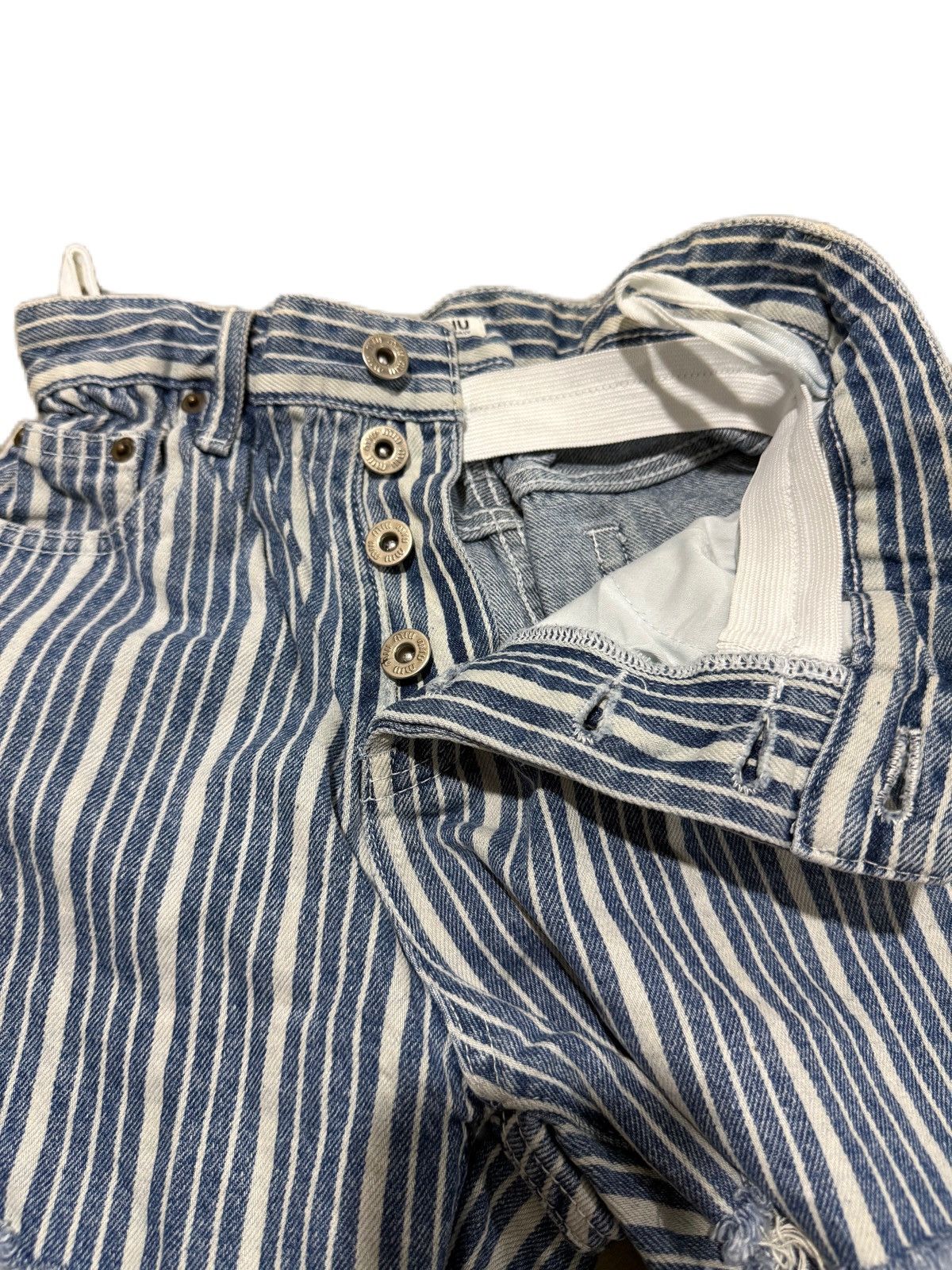 Miu Miu Miu Miu Logo Hickory Denim Shorts Made in Italy Size 26" / US 2 / IT 38 - 12 Thumbnail