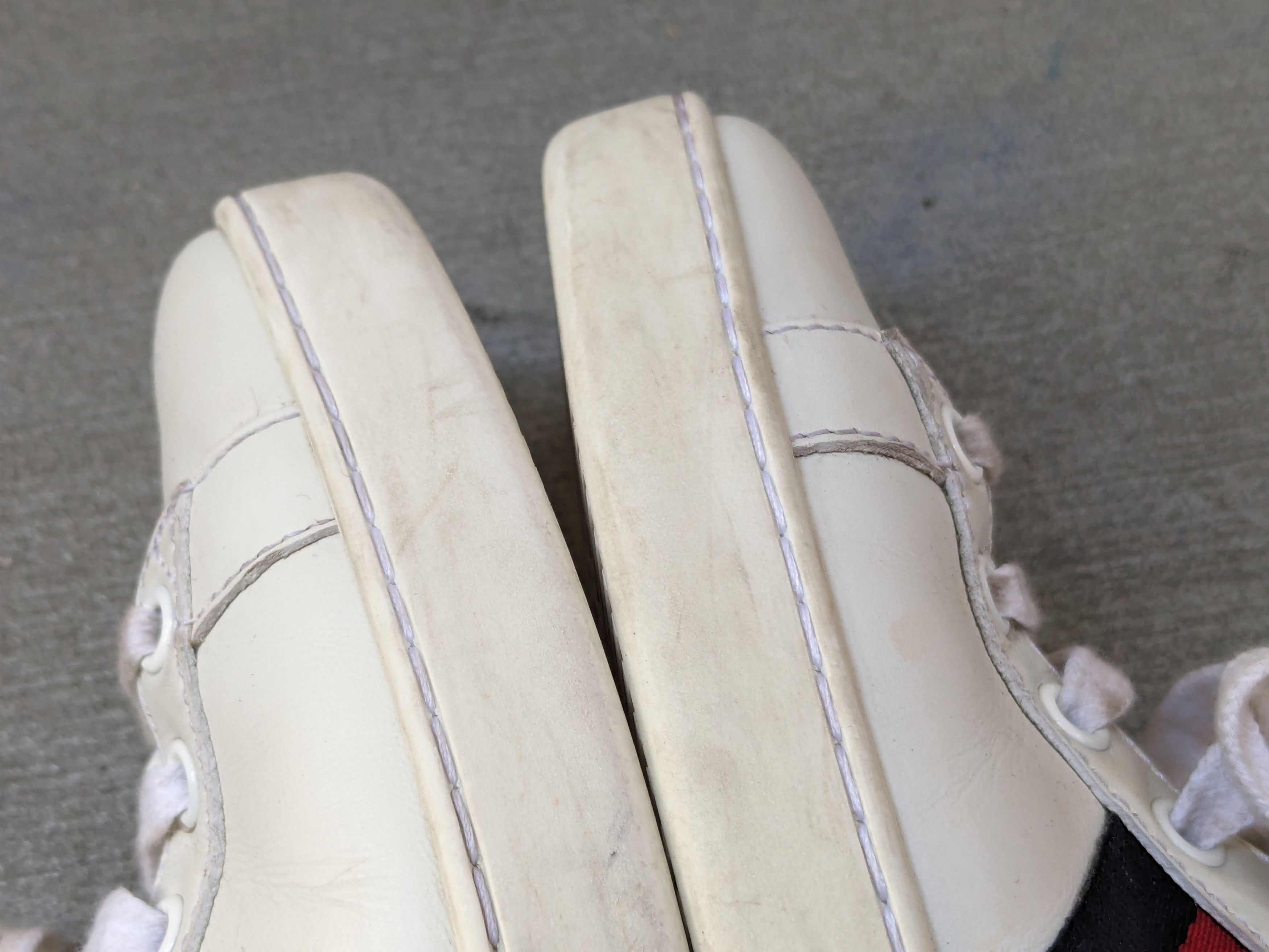 Gucci Women's Gucci Ace Sneakers Bee White 8 Low Top Fur Shearling Size US 8 / IT 38 - 5 Thumbnail