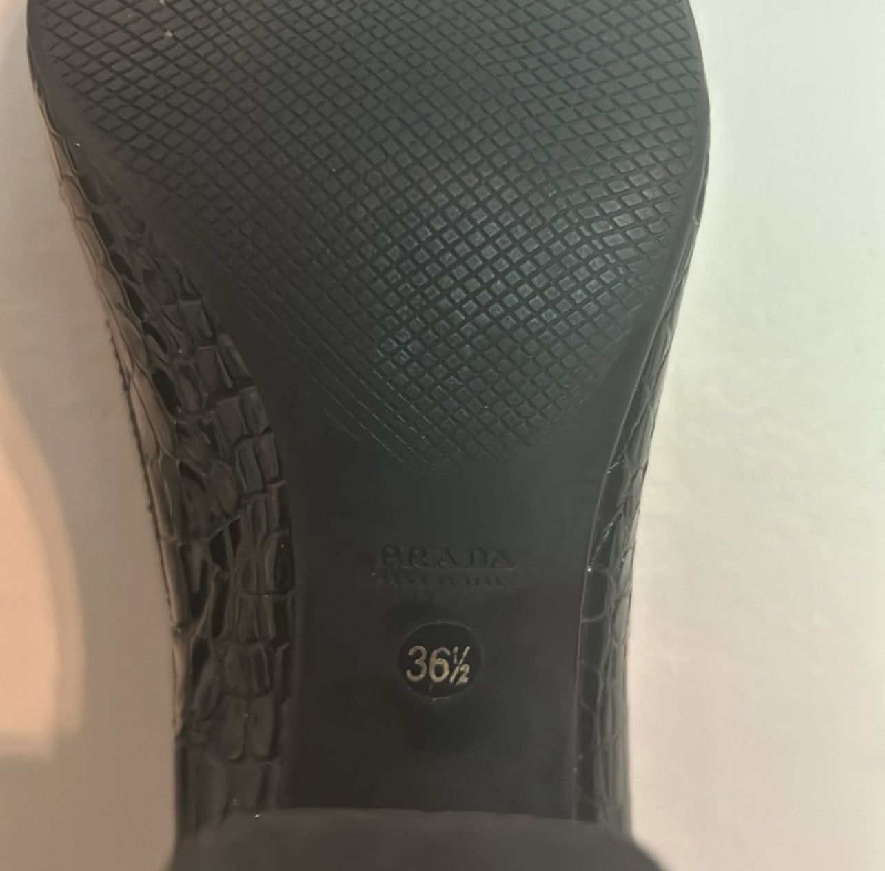 Prada PRADA Cocco Lux Print Black Croco Embossed Leather Pumps Size US 6 / IT 36 - 9 Thumbnail