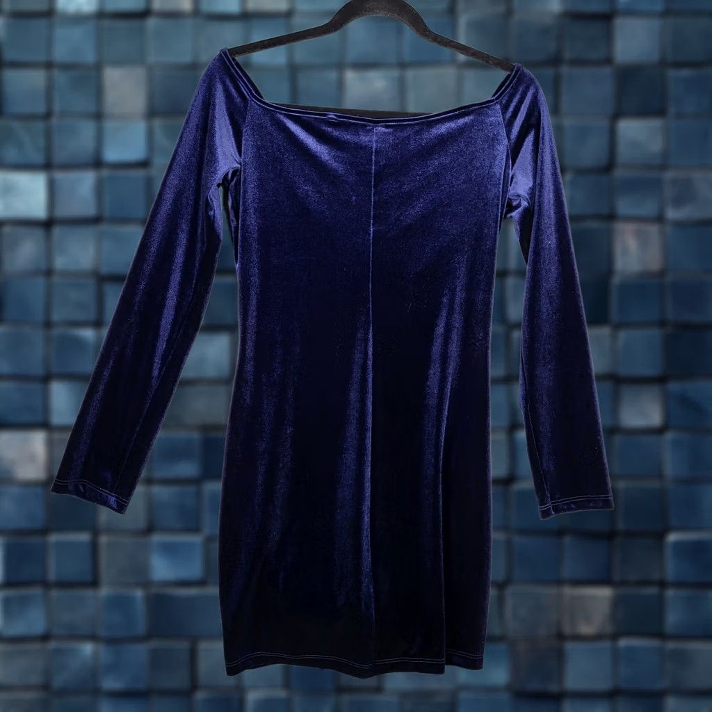 Velvet HUSTLER Women's Velvet Bodycon Dress Sweetheart Neck Ruched Blue Sz L Size L / US 10 / IT 46 - 1 Thumbnail