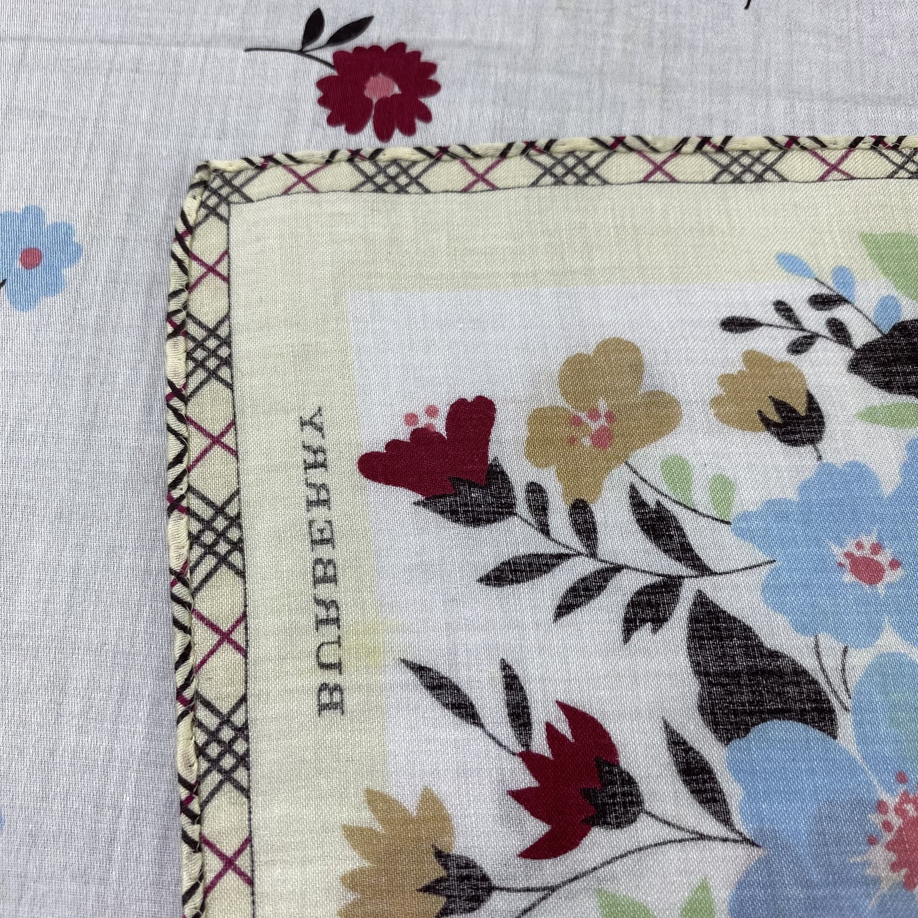 Burberry Burberry Handkerchief Neckerchief Bandana-B1936 Size ONE SIZE - 6 Thumbnail