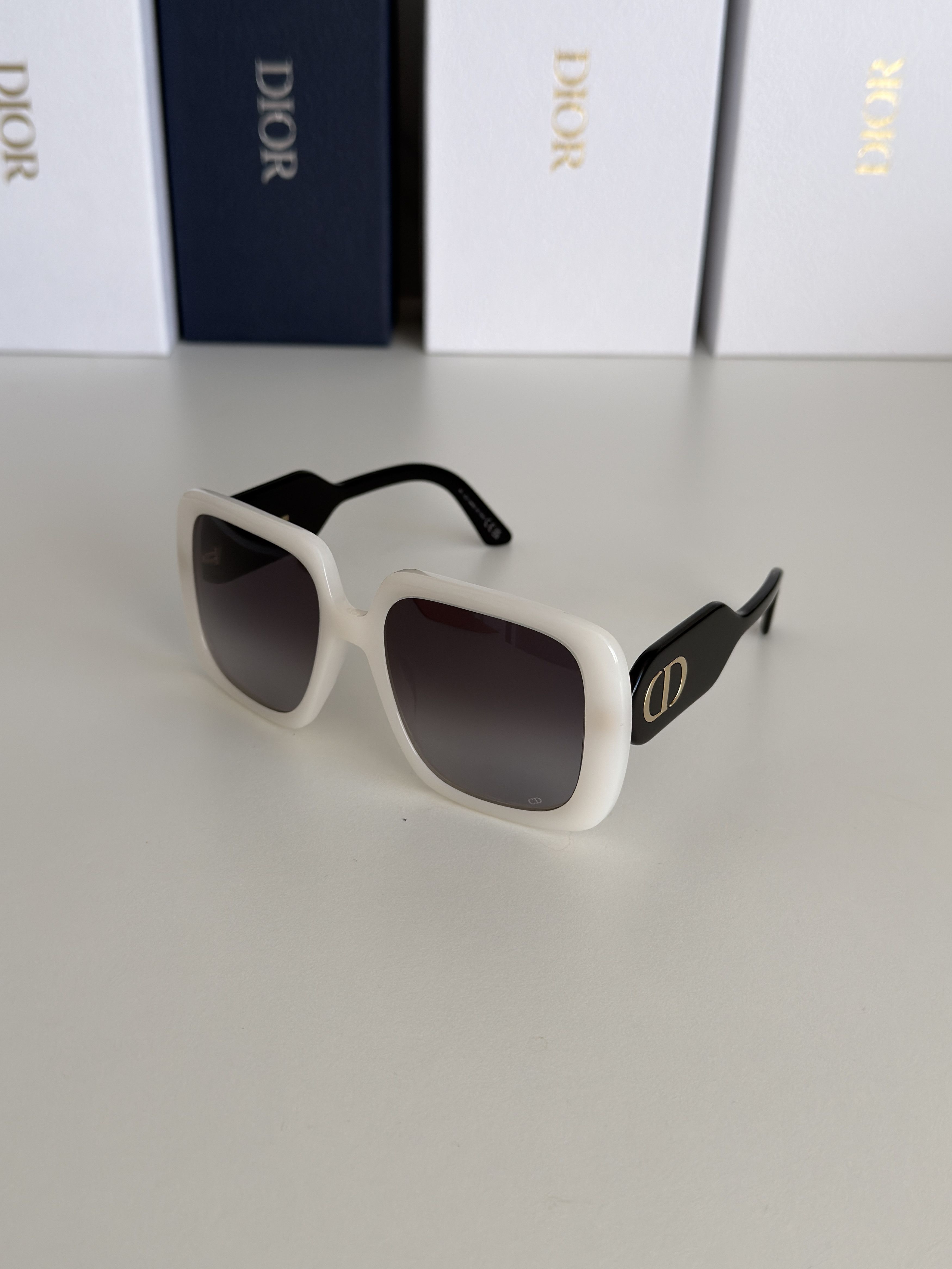 Dior Dior Bobby Sunglasses Size ONE SIZE - 3 Thumbnail