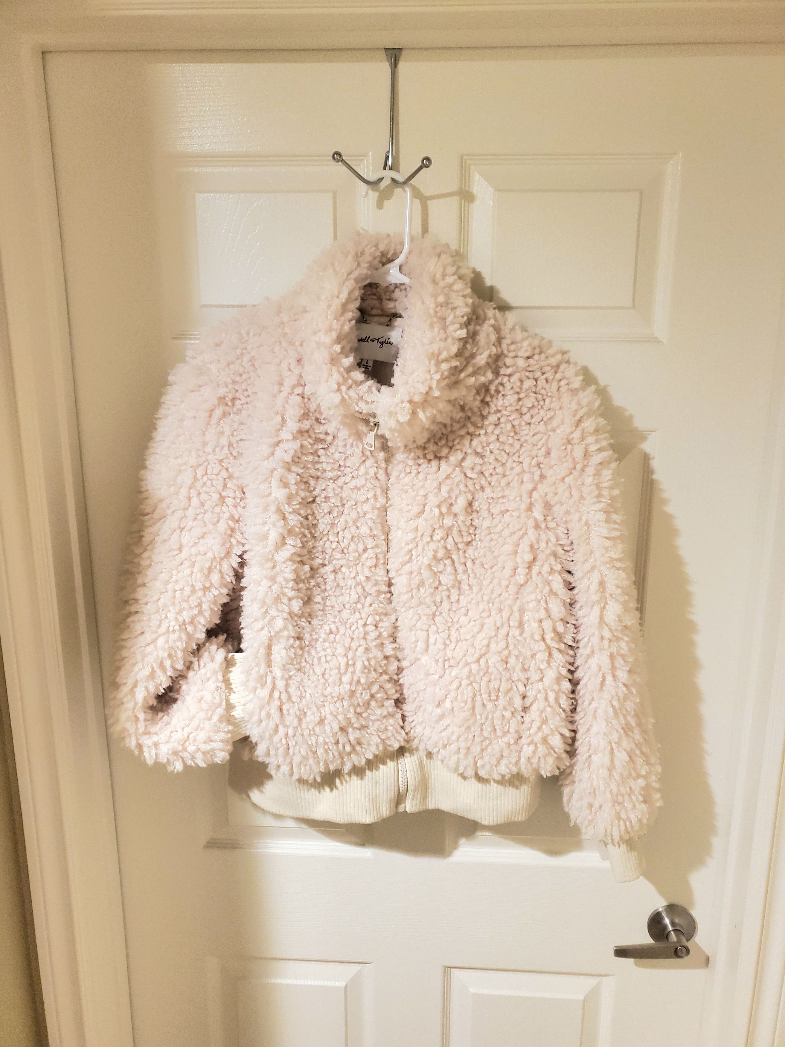Kendall And Kylie Kendall & Kylie Y2K cream colored zip up sherpa teddy coat Size L / US 10 / IT 46 - 5 Thumbnail