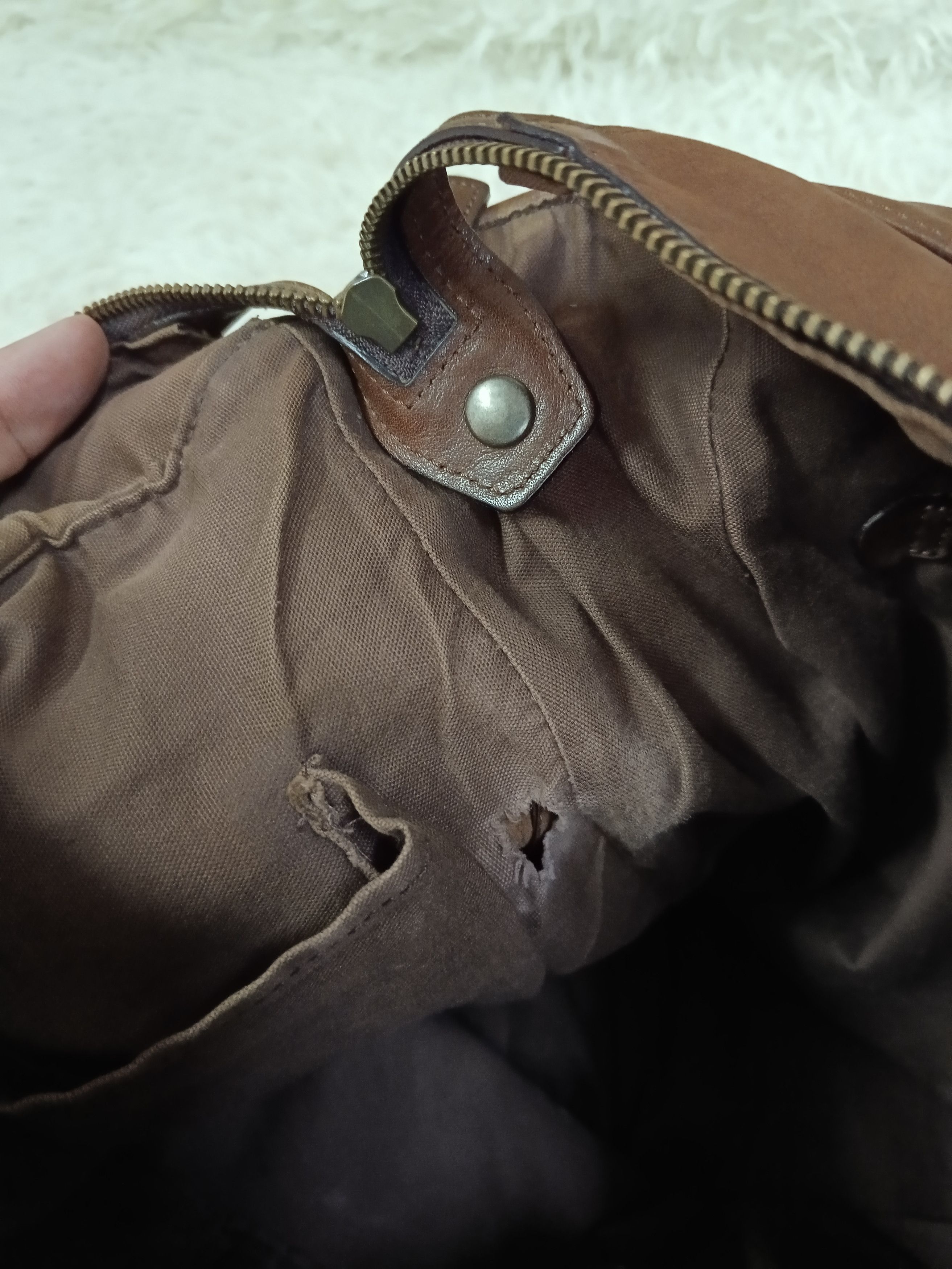 Burberry BURBERRY 2WAYS PATINA LEATHER Size ONE SIZE - 14 Thumbnail