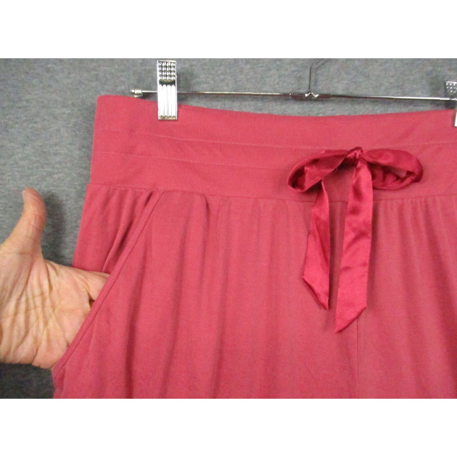 Victoria's Secret Victoria's Secret Lounge Pants PINK Women XL Jogger Drawstring Pockets NWT Size 40" / US 18 - 3 Thumbnail