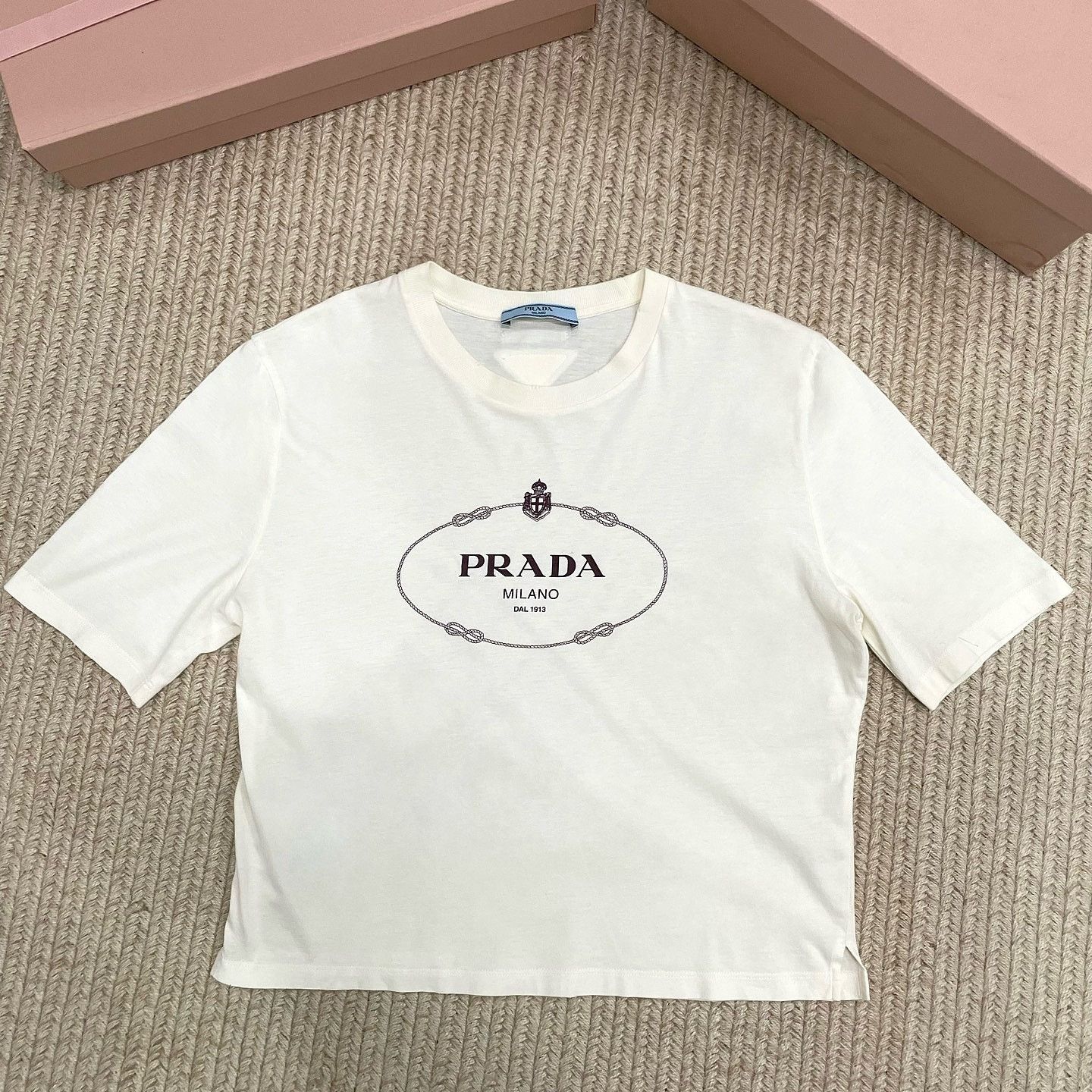 Prada Prada Logo Graphic T-Shirt Size L Size L / US 10 / IT 46 - 1 Thumbnail