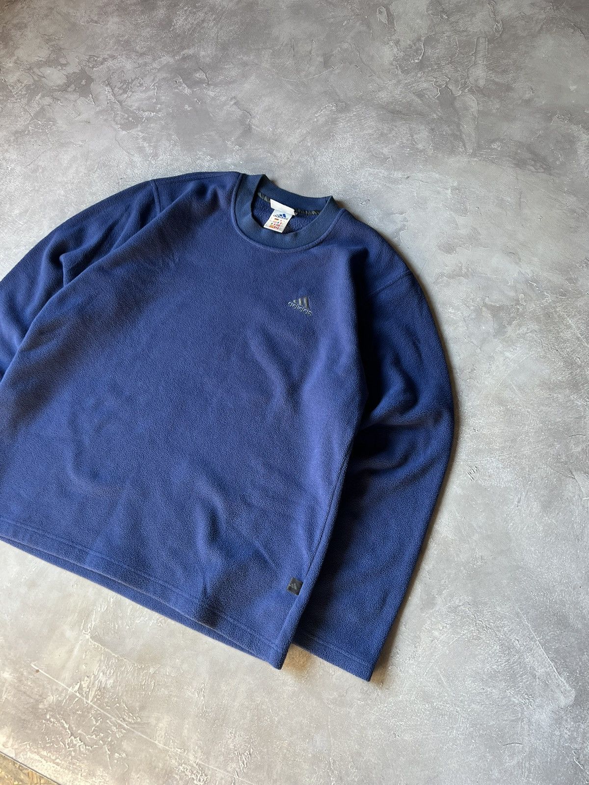 Vintage Vintage Adidas Y2k Fleece Sweatshirt Size US M / EU 48-50 / 2 - 2 Thumbnail