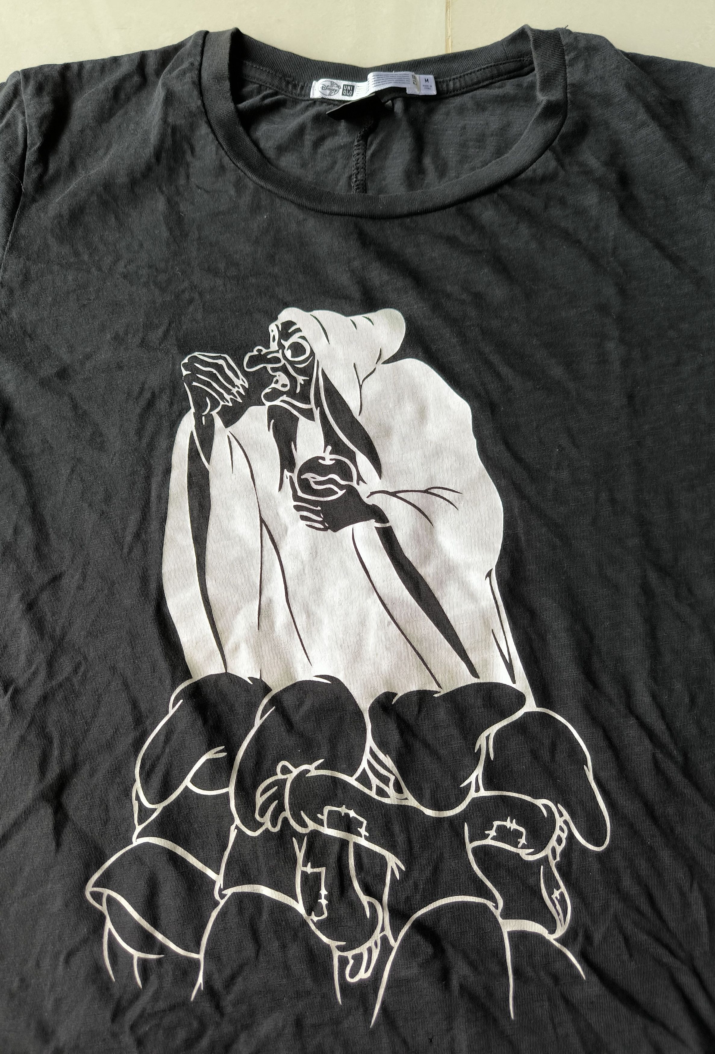 Undercover × Uniqlo Undercover x Uniqlo Disney Snow White tee Size US M / EU 48-50 / 2 - 2 Thumbnail