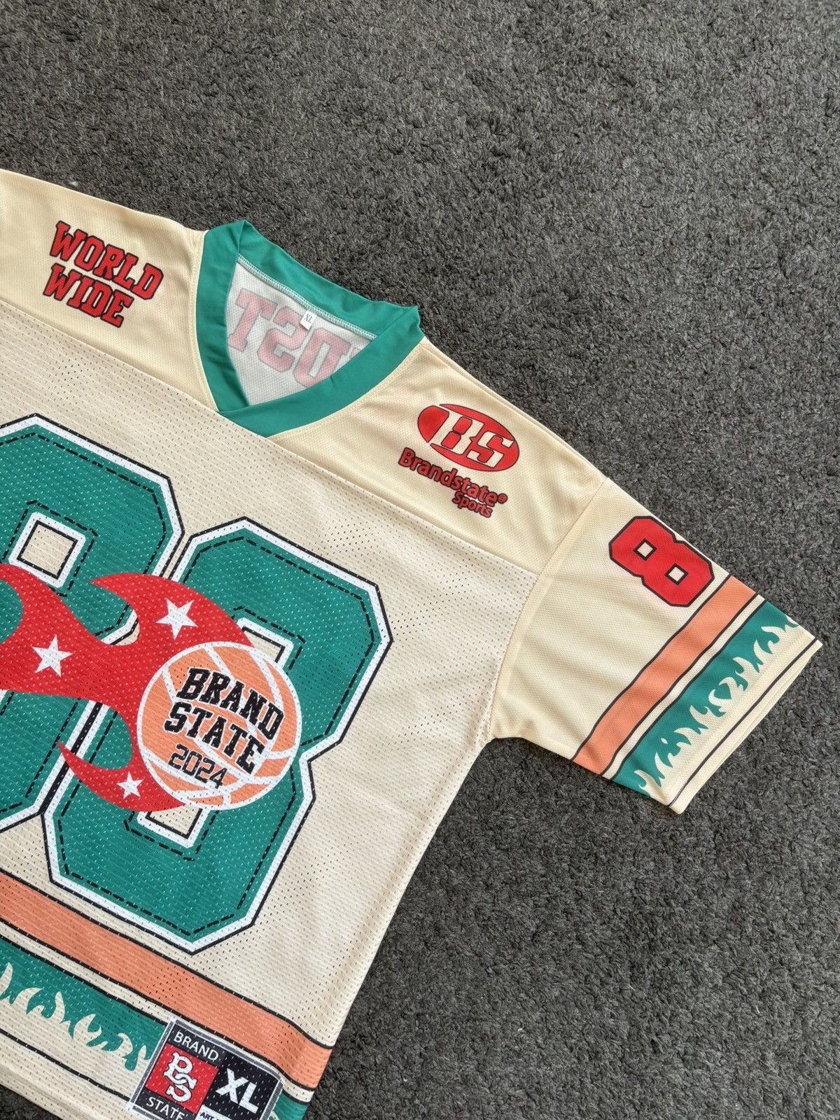 Japanese Brand Vintage oversize basketball 80 football cream green jersey Size US M / EU 48-50 / 2 - 2 Thumbnail