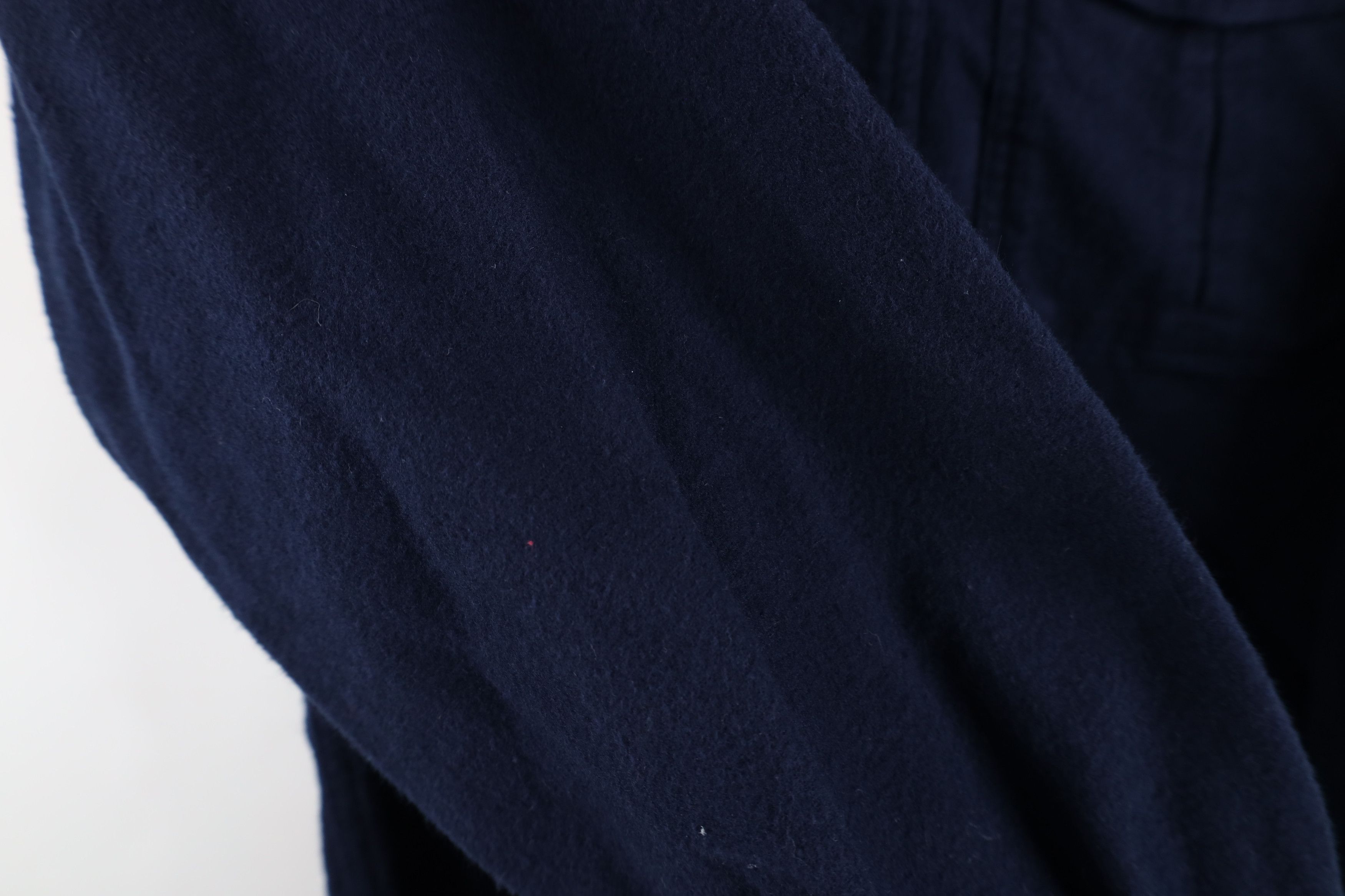 Cabelas Vintage Cabelas Chamois Collared Button Shirt Navy Blue Size US L / EU 52-54 / 3 - 7 Thumbnail