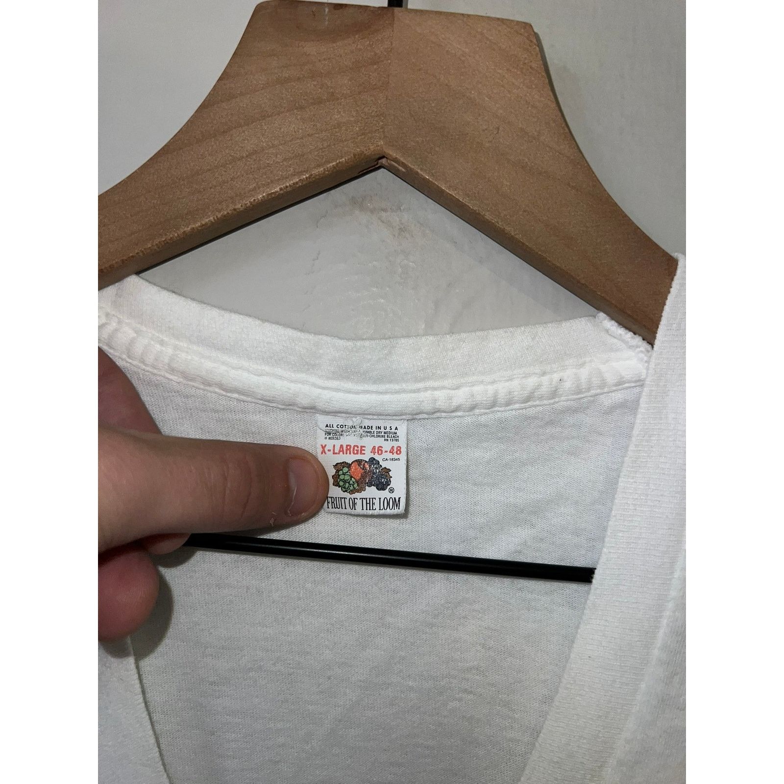 Fruit Of The Loom 1980s Fruit Of The Loom V Neck V-Neck White Blank Shirt L Size US L / EU 52-54 / 3 - 5 Thumbnail