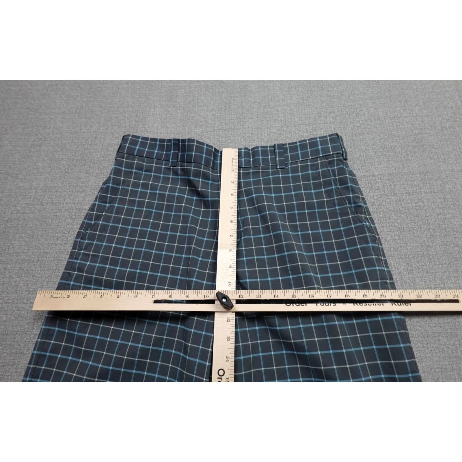 Nike Nike Golf Shorts Mens 34 Gray Plaid Microfiber Performance Chino Stretch NWT Size US 34 / EU 50 - 5 Thumbnail
