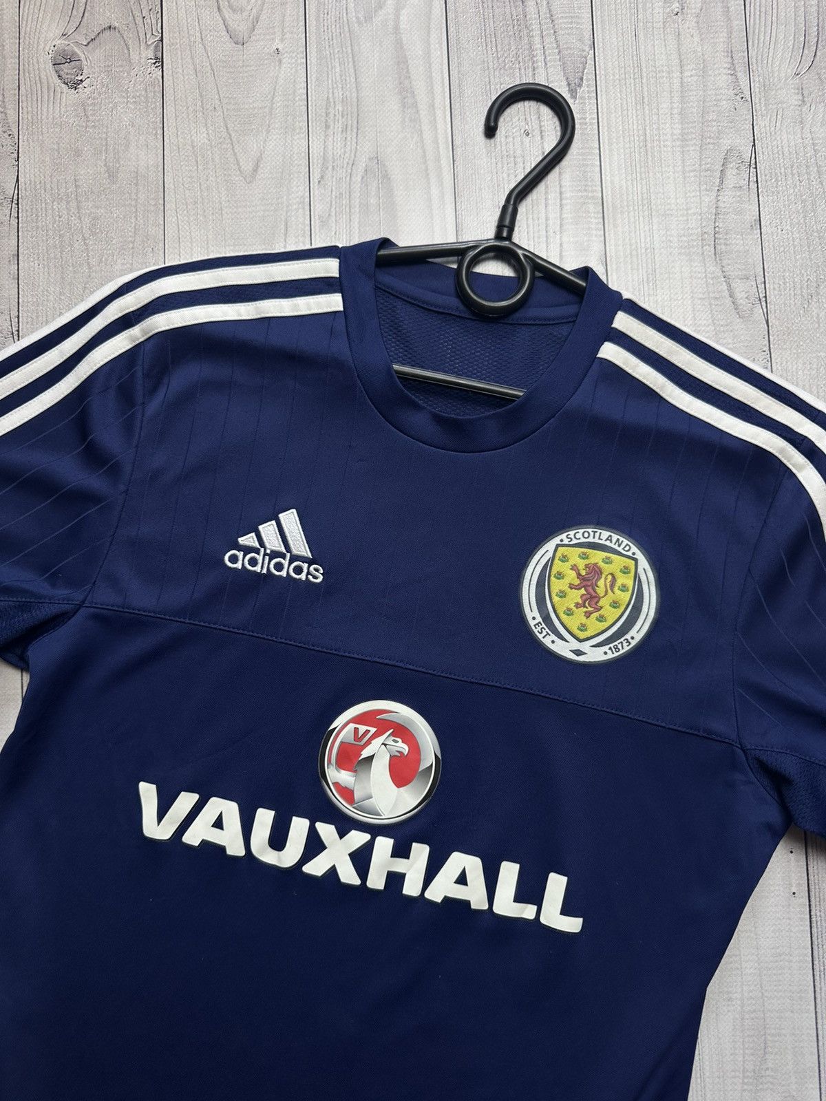 Adidas × Vintage Adidas Scotland soccer jersey size Xs adidas Size US XS / EU 42 / 0 - 2 Thumbnail