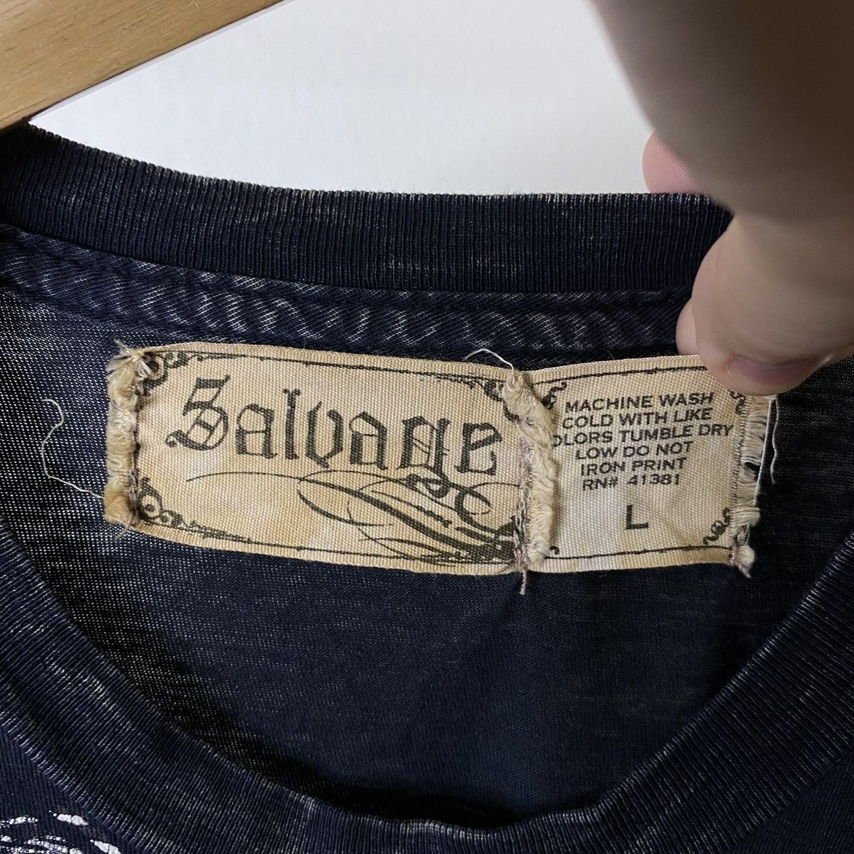 Salvage Vintage Y2K Salvage Affliction Style Made in USA T Shirt Size US L / EU 52-54 / 3 - 3 Thumbnail