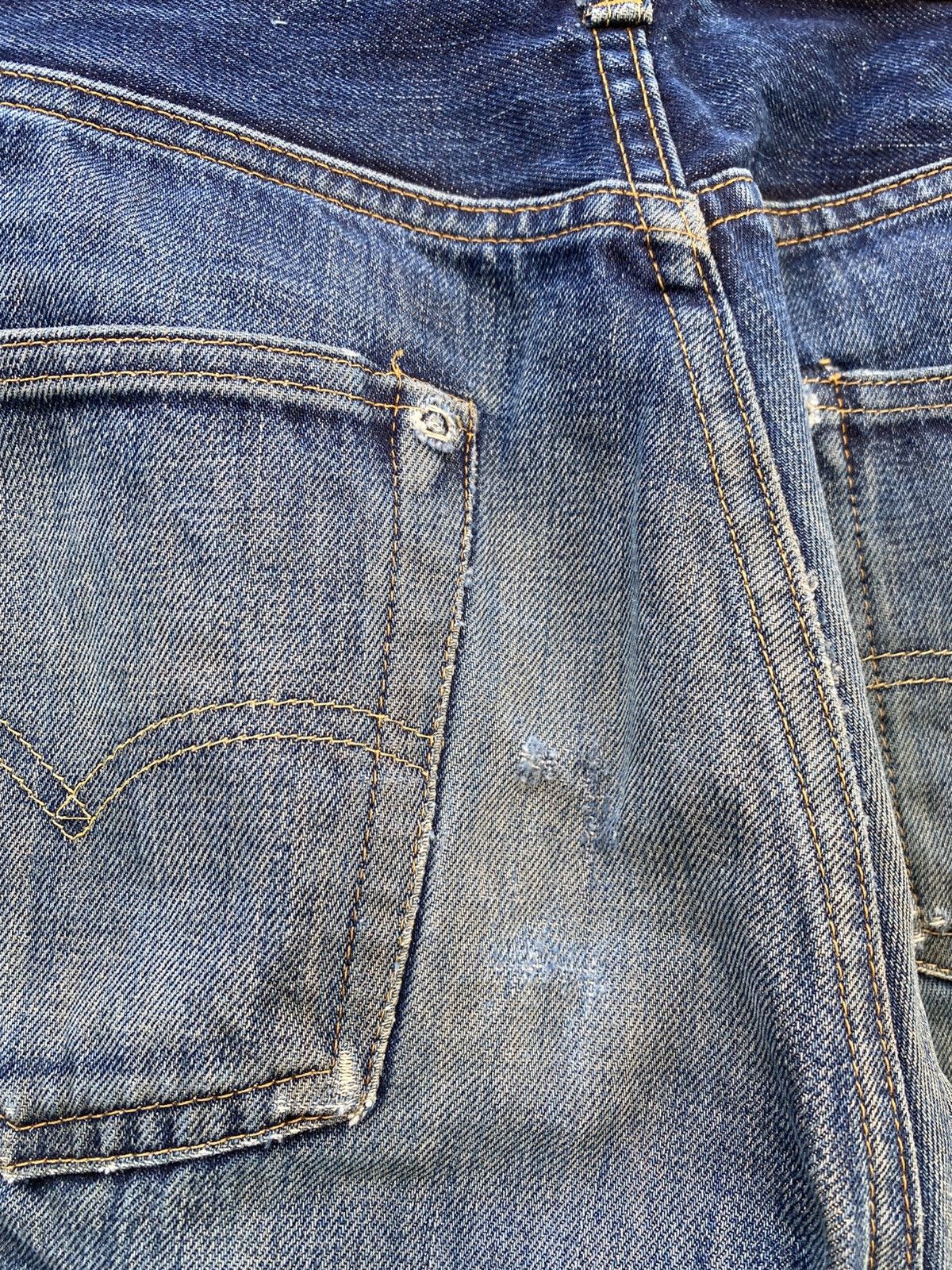 Levi's Vintage Clothing W31x32.5 Vintage levi's 501xx redline distressed made in USA Size US 31 - 3 Thumbnail