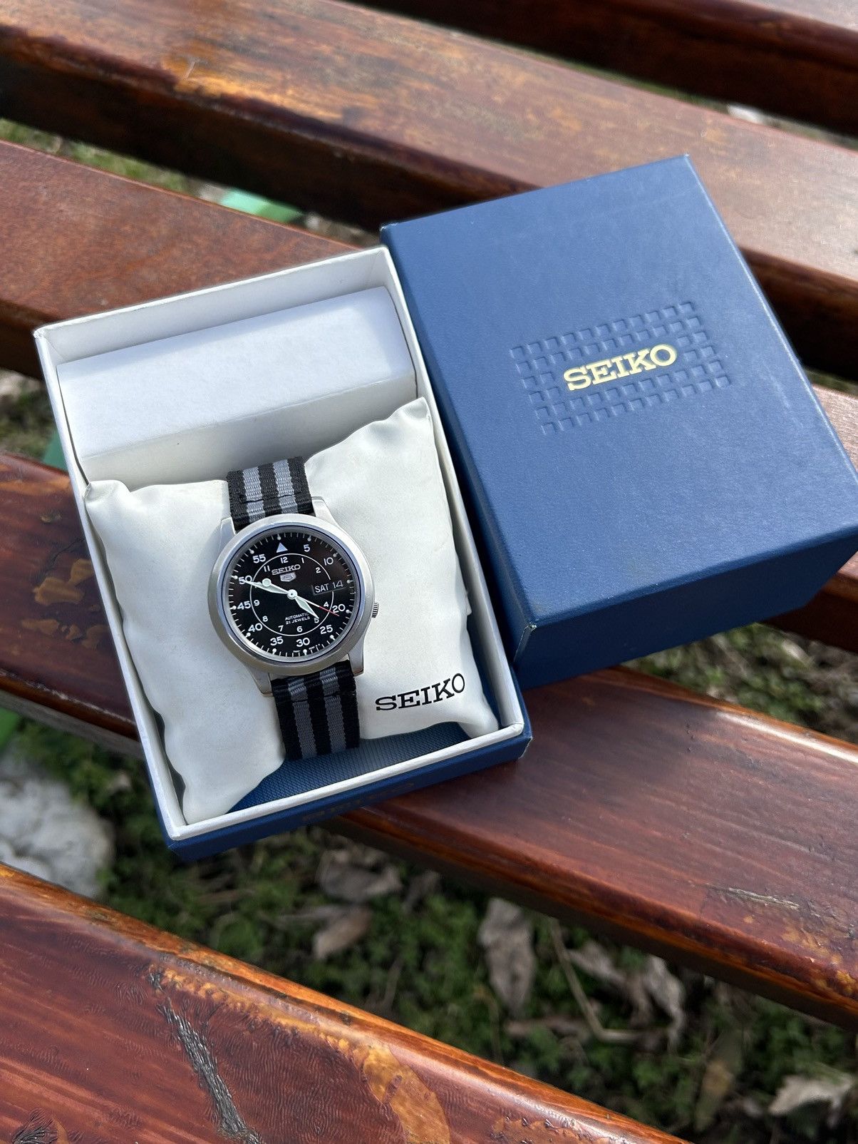 Seiko Vintage Seiko 5 Watch Automatic Mechanical Japan Made 2000's Size ONE SIZE - 1 Thumbnail