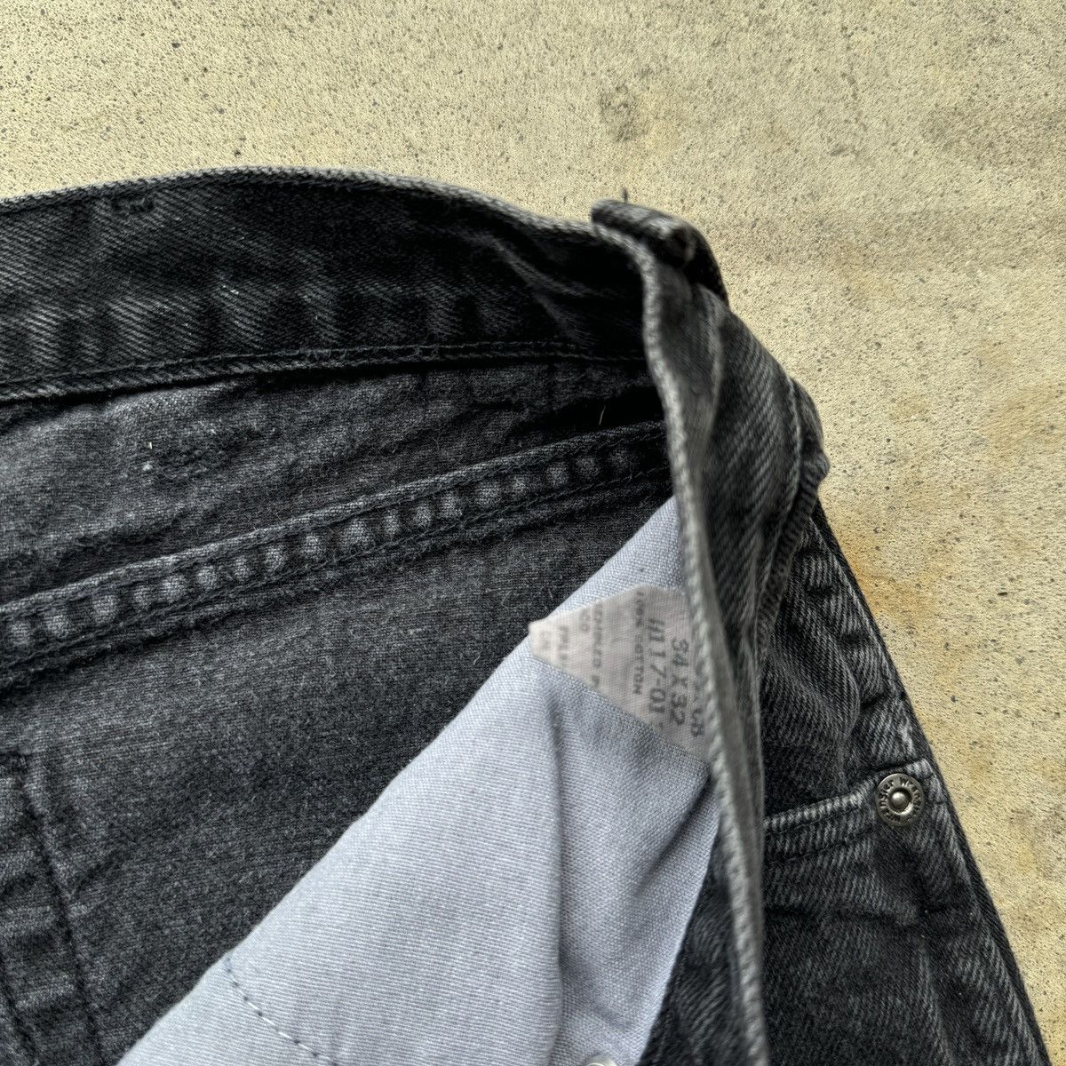 Vintage Faded Black Wrangler Jeans Skater ERD Grunge Thrashed Size US 33 - 7 Thumbnail