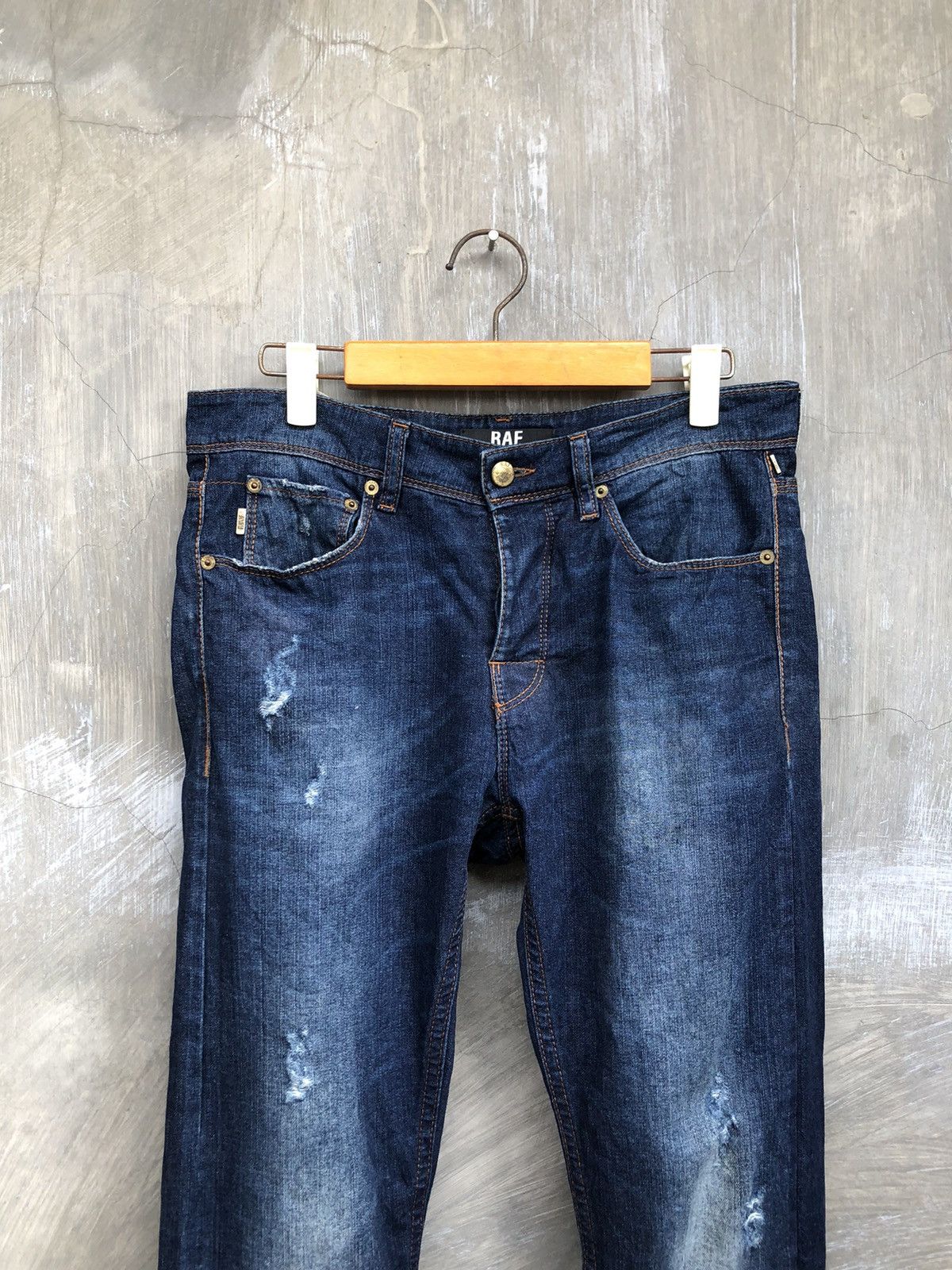Designer Raf By Raf Simons Distressed Denim Size US 32 / EU 48 - 2 Thumbnail