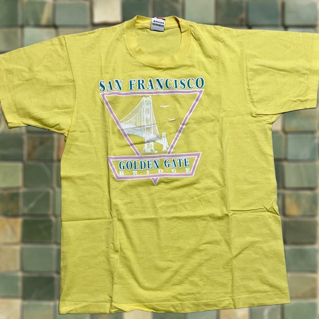 Vintage VTG 90s SAN FRANCISCO GOLDEN GATE BRIDGE T SHIRT Yellow SF USA SzL Unisex Short Sleeve Graphic Tee L Size US L / EU 52-54 / 3 - 1 Thumbnail