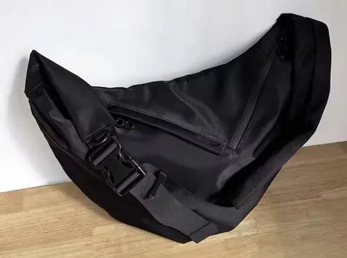 Japanese Brand Fashion y2k sling bag fanny pack hobo bag aesthetic Size ONE SIZE - 2 Thumbnail
