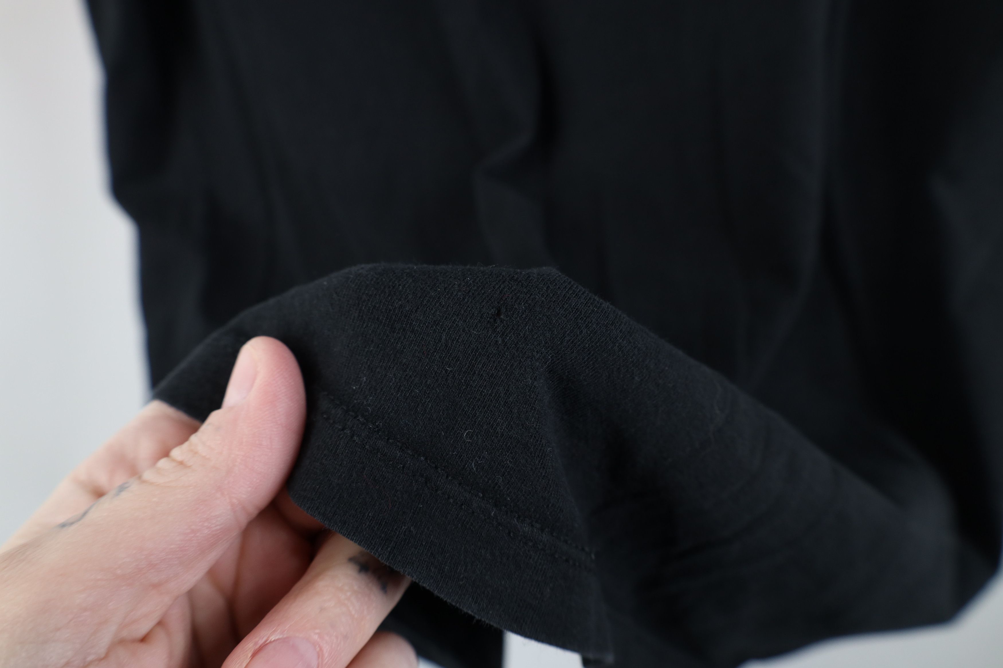The North Face Vintage Y2K The North Face Triple Black Spell Out T-Shirt Size US M / EU 48-50 / 2 - 7 Thumbnail