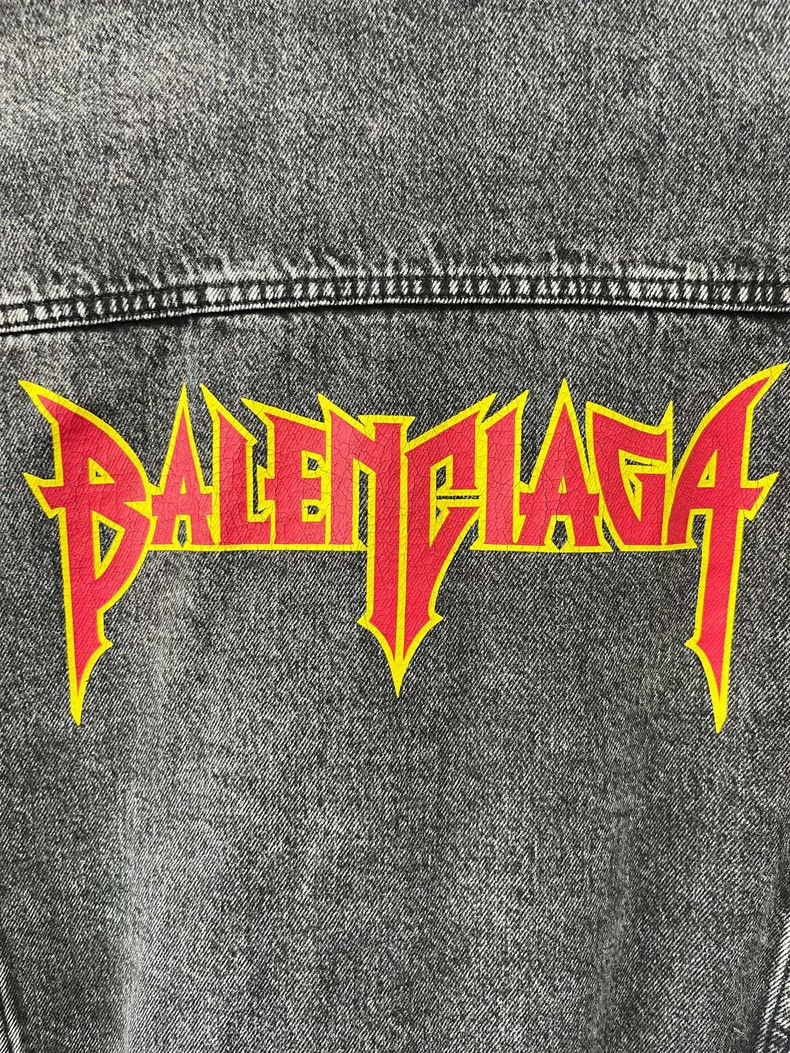 Balenciaga Balenciaga Logo Printed Collar Single Breasted Long Sleeve Size US M / EU 48-50 / 2 - 6 Thumbnail