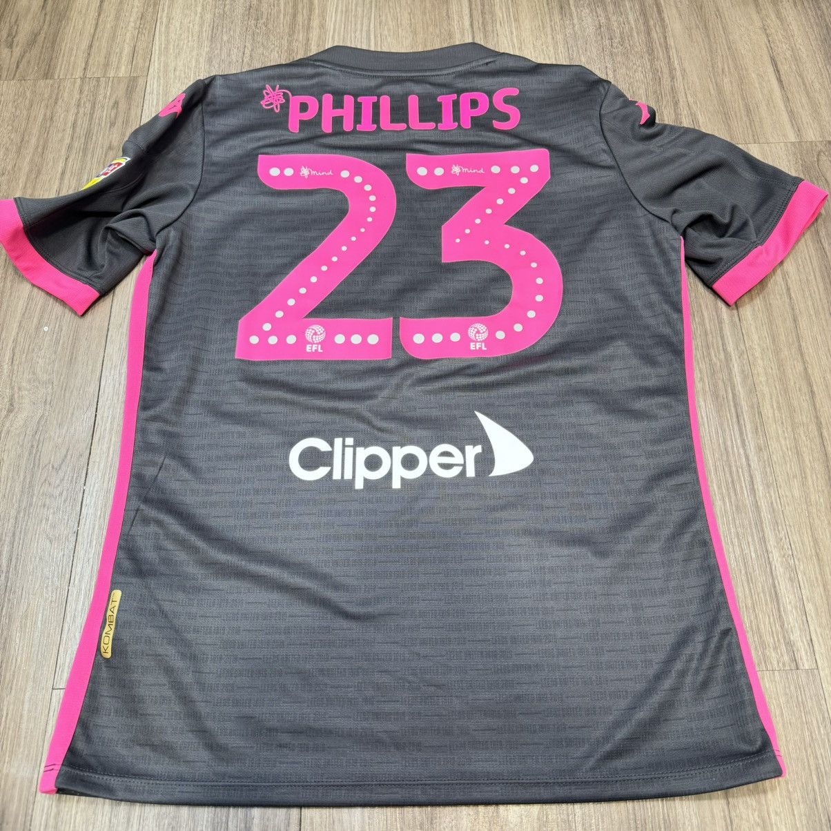 Kappa Leeds United 19/20 away shirt #20 Phillips Size US S / EU 44-46 / 1 - 2 Thumbnail