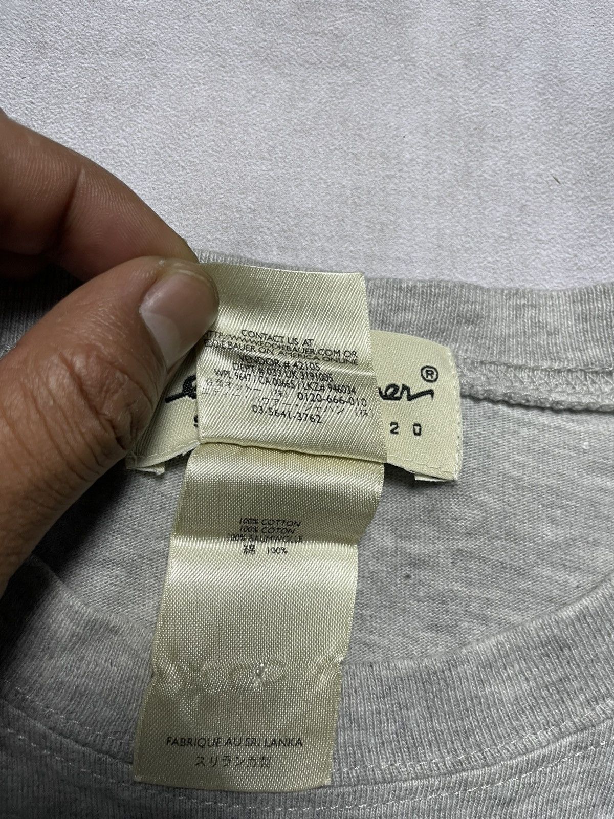 Eddie Bauer Vintage Eddie Bauer Tee Size US L / EU 52-54 / 3 - 3 Thumbnail