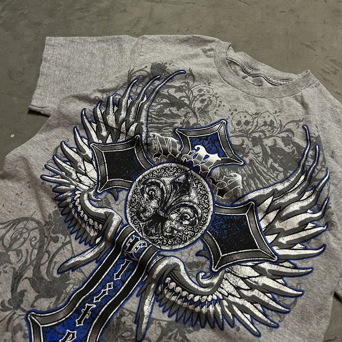 Affliction × Streetwear Affliction Type MMA Elite Wings Cross Opium Tee ...