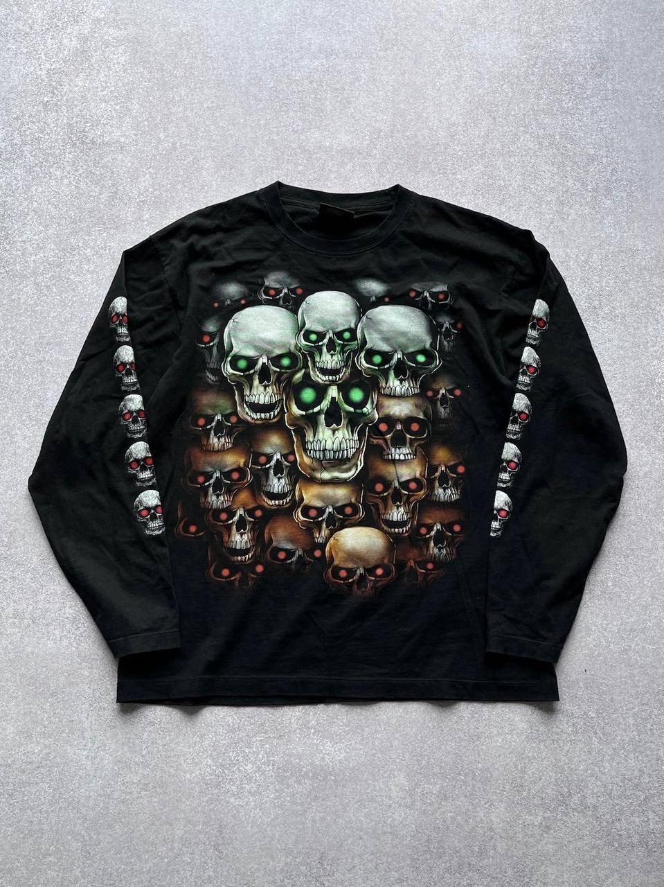 Japanese Brand × Vintage VINTAGE Y2K SKULL GLOW IN THE DARK BOXY LONGSLEEVE SHIRT L Size US L / EU 52-54 / 3 - 1 Thumbnail