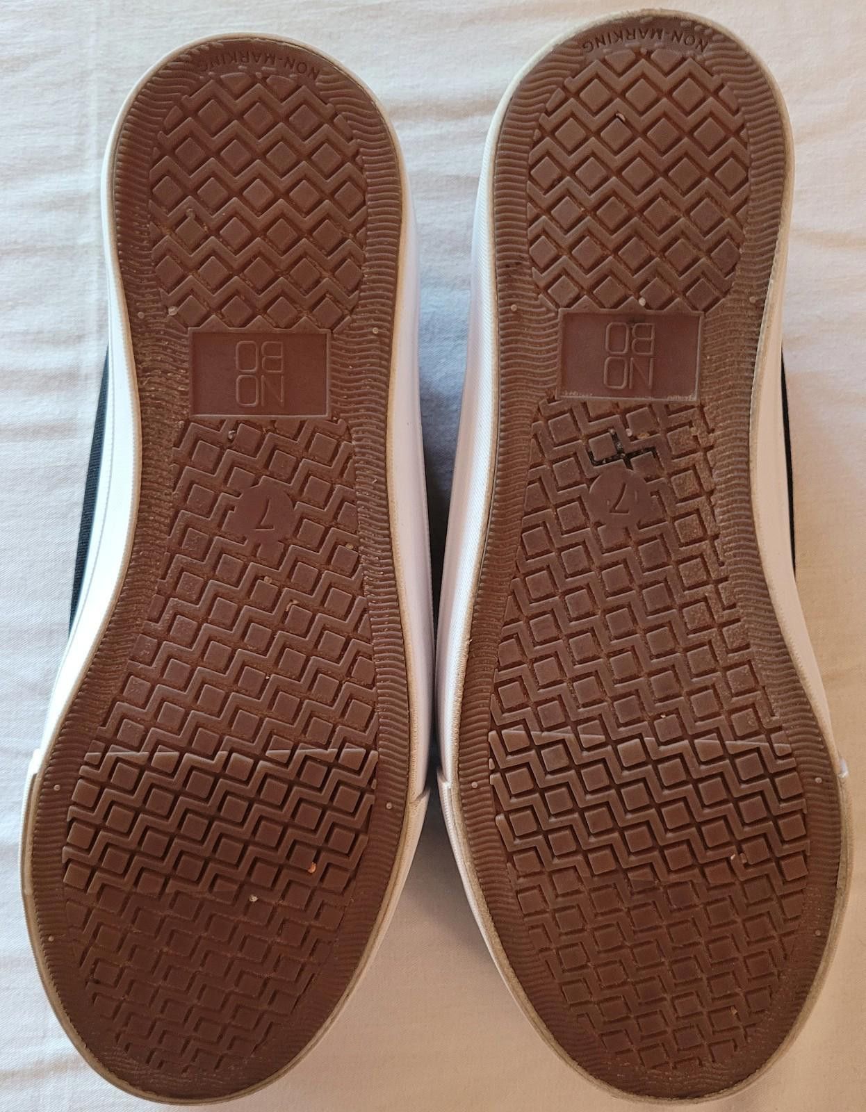 Designer No Boundries women's size 7 blk. & wht. tennis shoes Size US 7 / IT 37 - 3 Thumbnail
