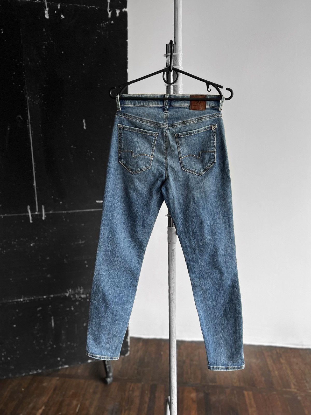 Bogner × Designer Bogner Womens Blue Supershape Slim Premium Denim Jeans Size 27" / US 4 / IT 40 - 3 Thumbnail