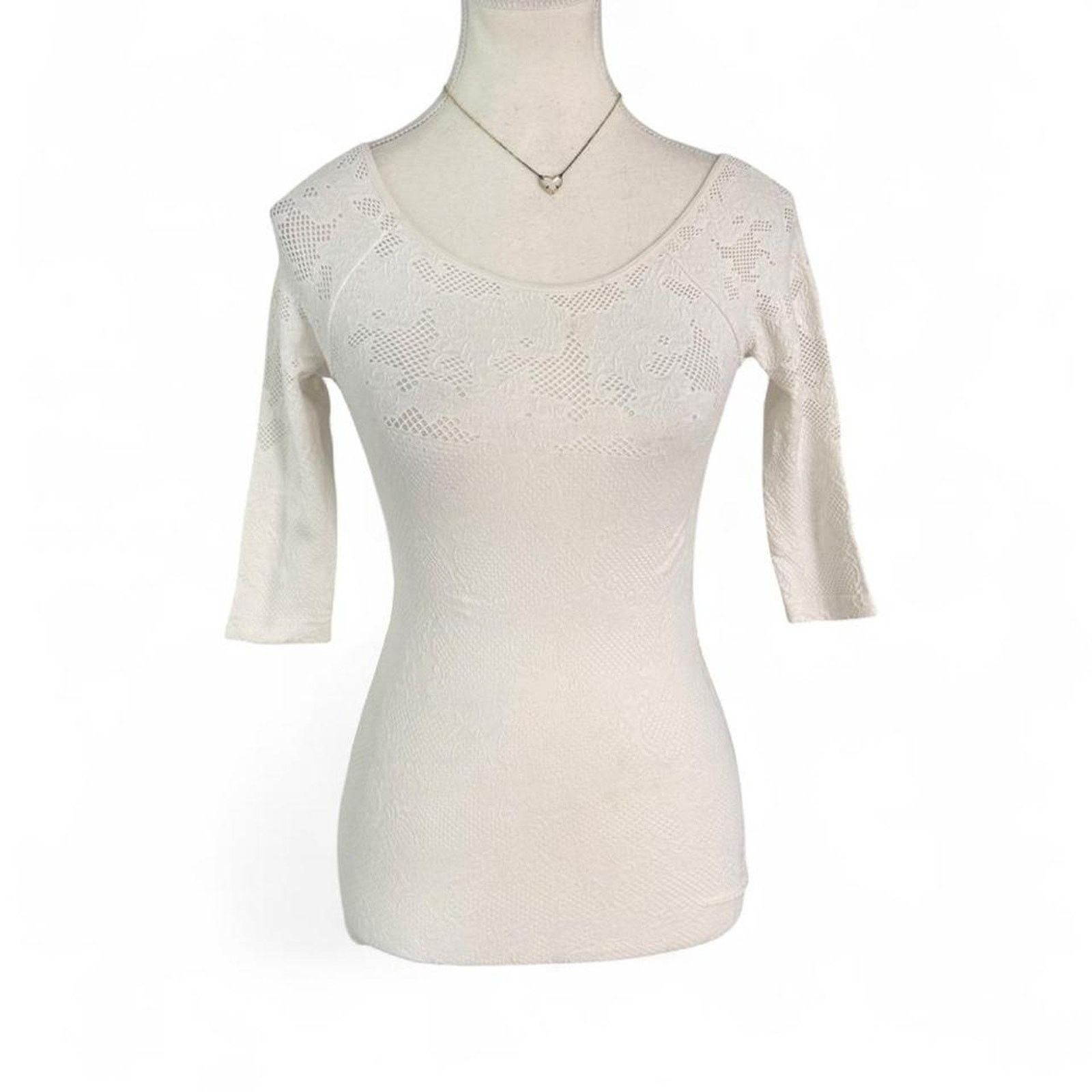 Bebe Bebe white embroidered fitted lace top Size S Size S / US 4 / IT 40 - 1 Thumbnail